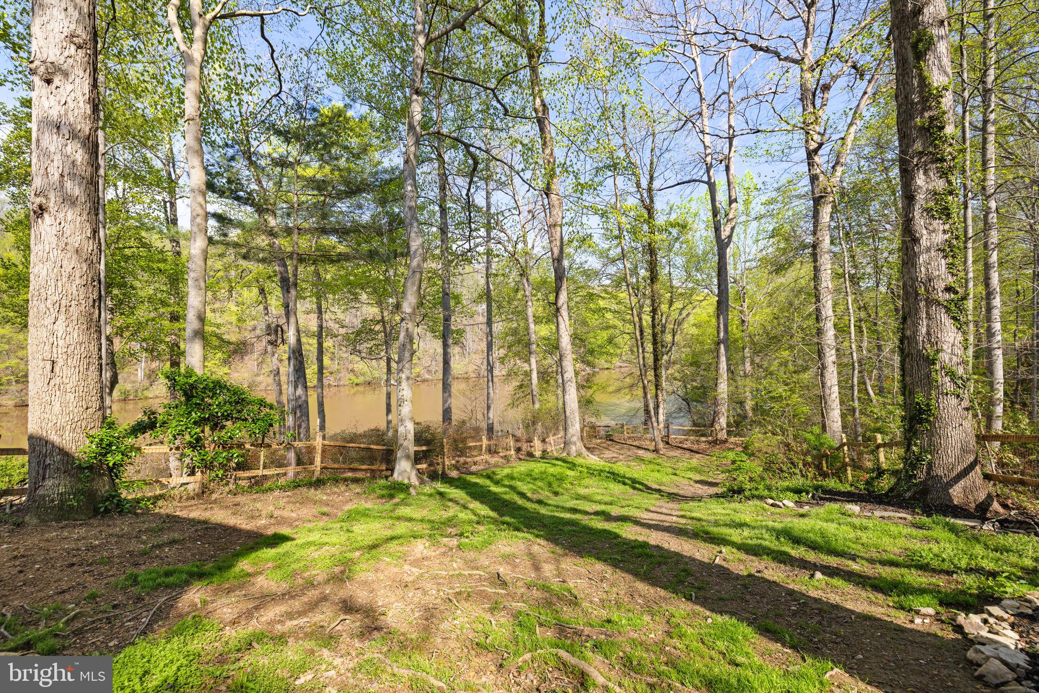 OCCOQUAN FOREST - Residential