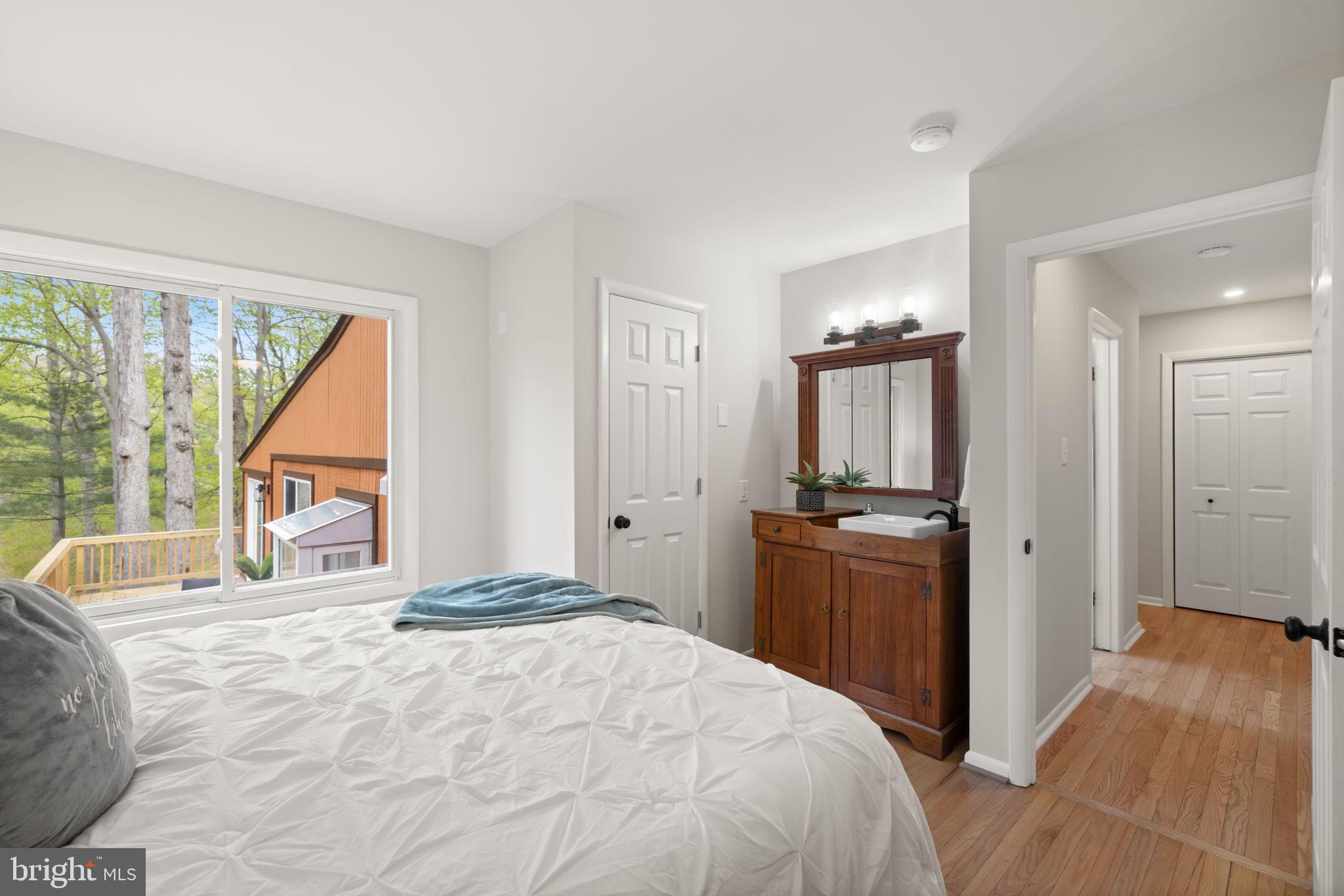 OCCOQUAN FOREST - Residential