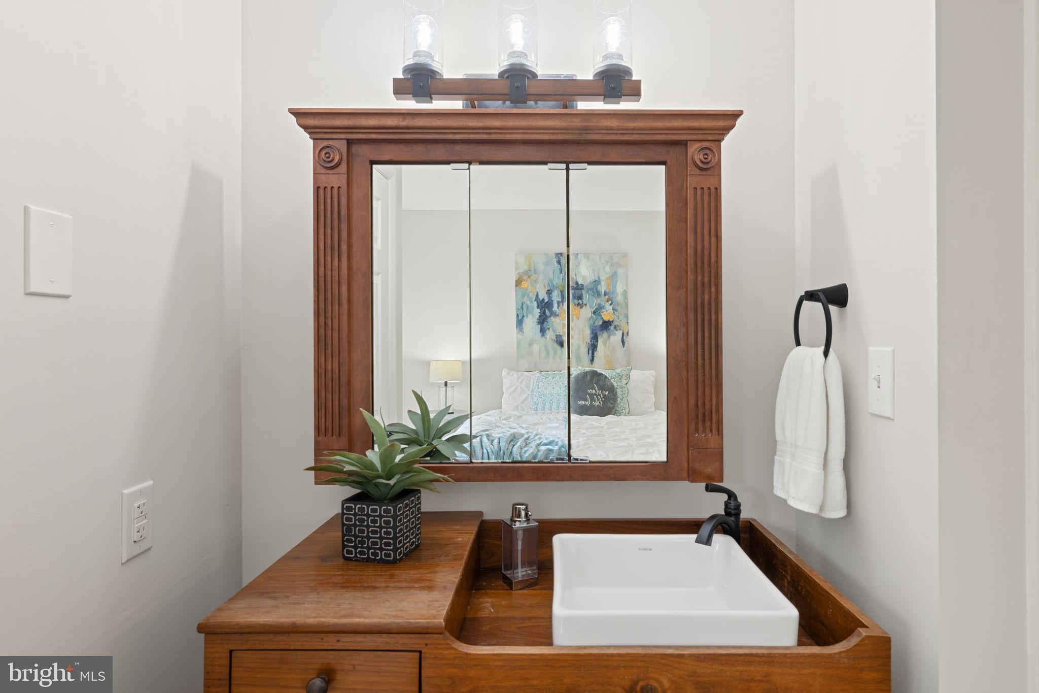 OCCOQUAN FOREST - Residential