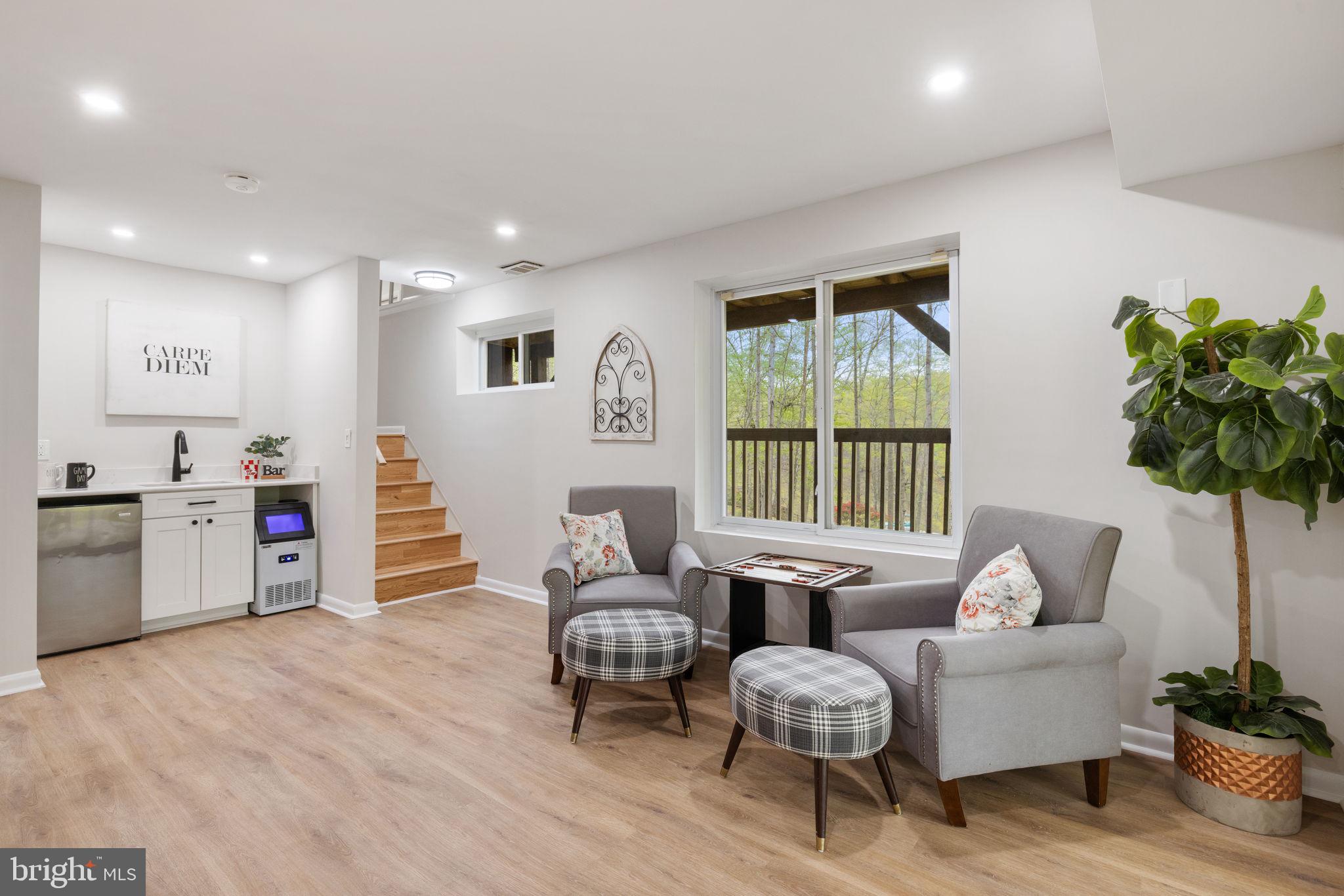 OCCOQUAN FOREST - Residential