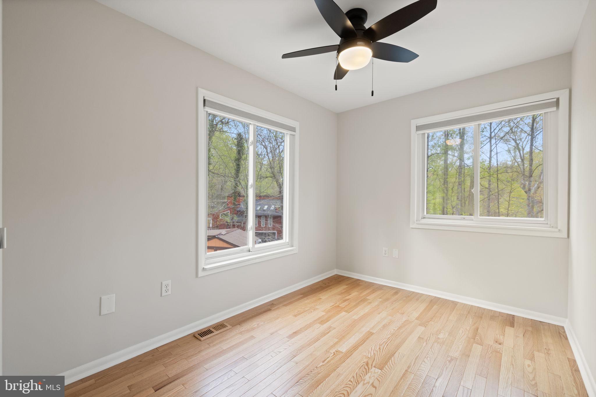 OCCOQUAN FOREST - Residential