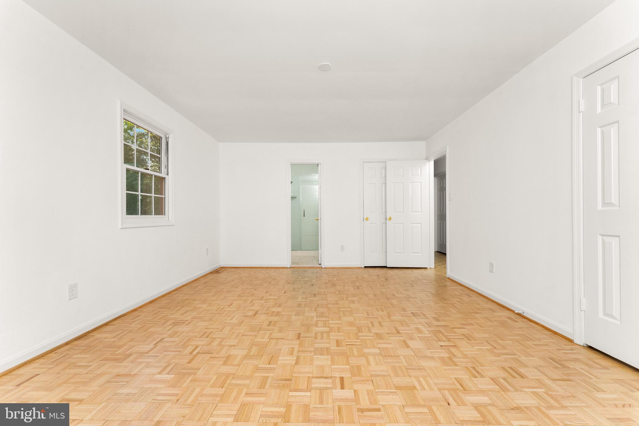 FOX HERITAGE - Residential Lease