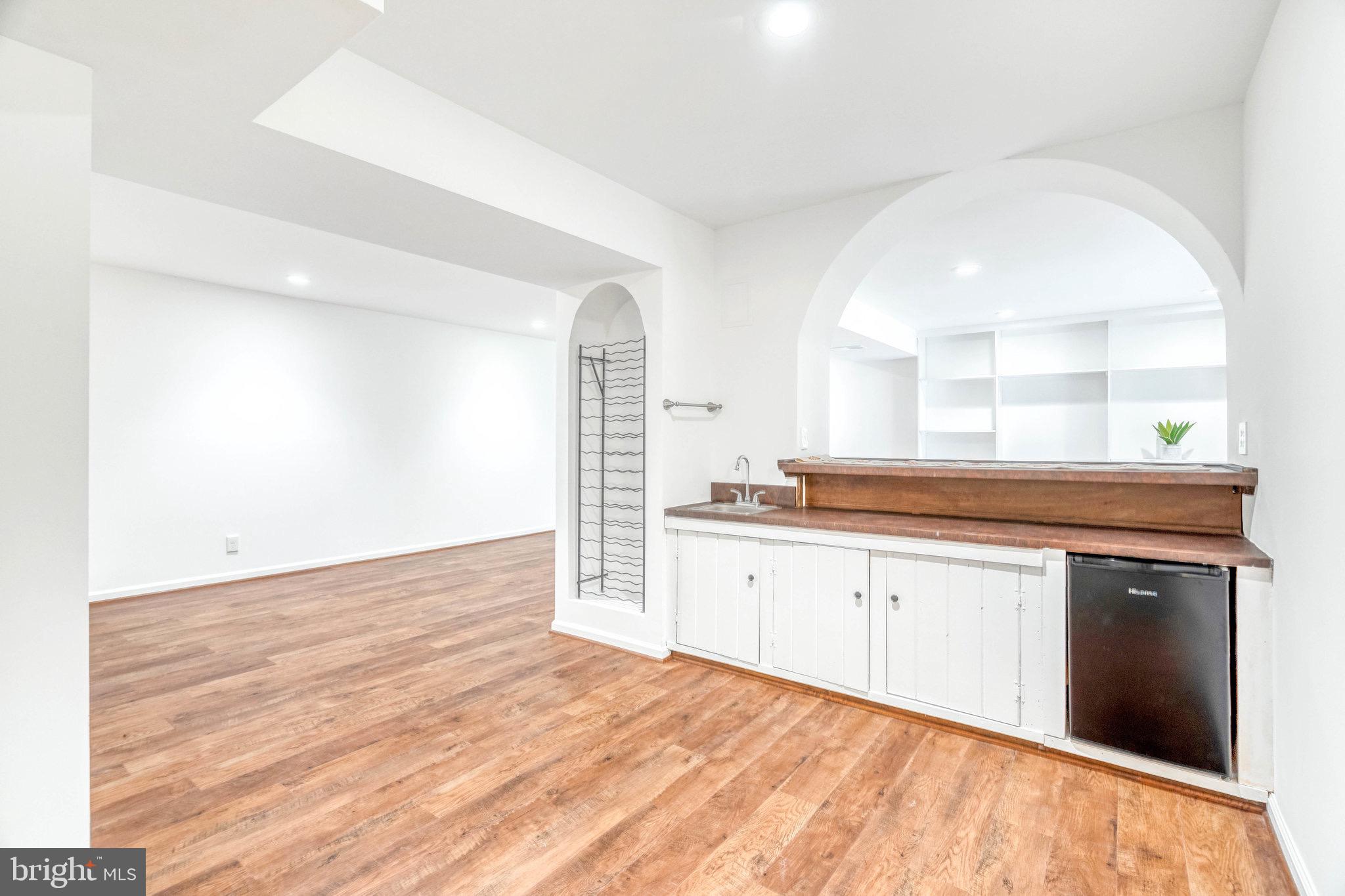 FOX HERITAGE - Residential Lease