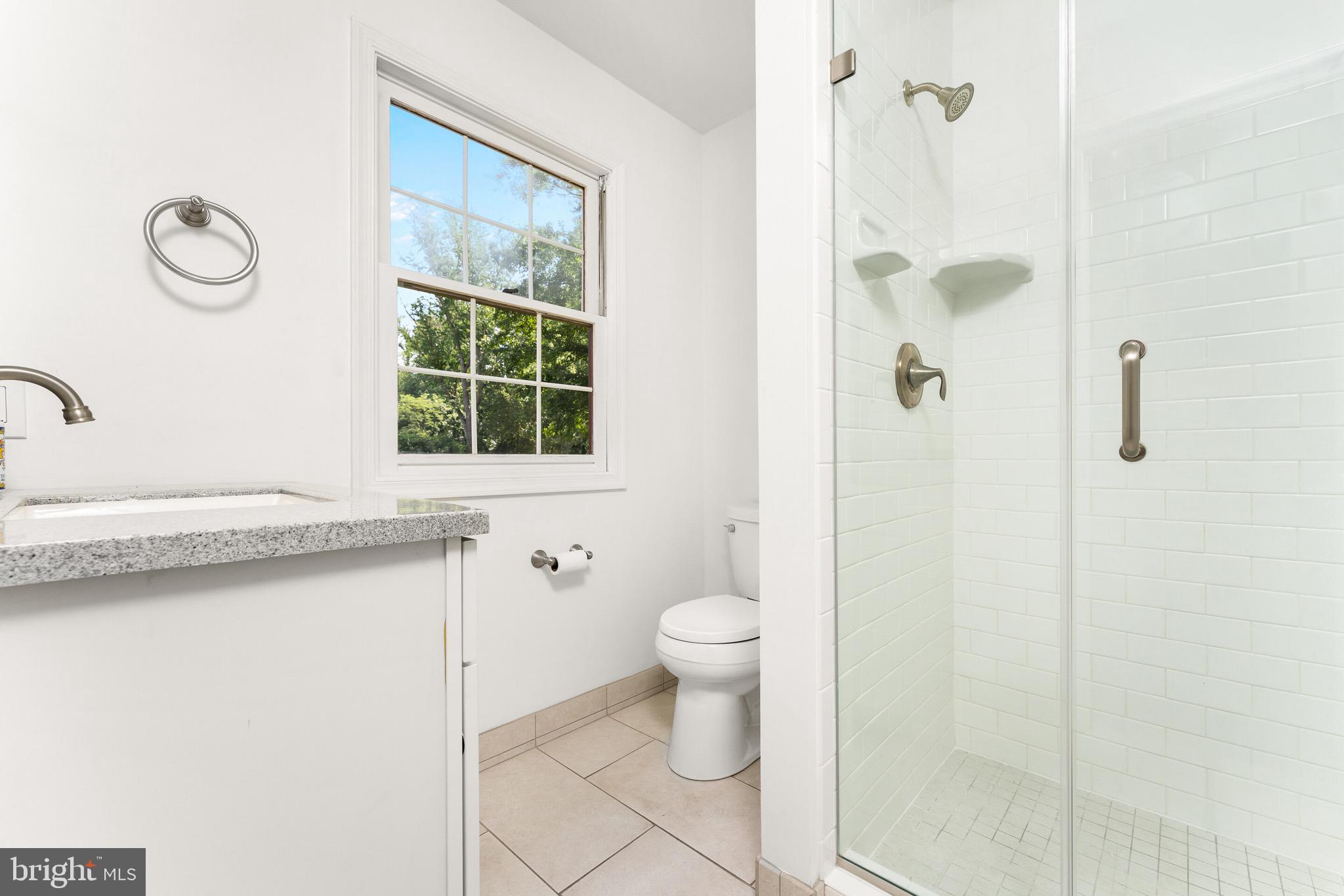 FOX HERITAGE - Residential Lease