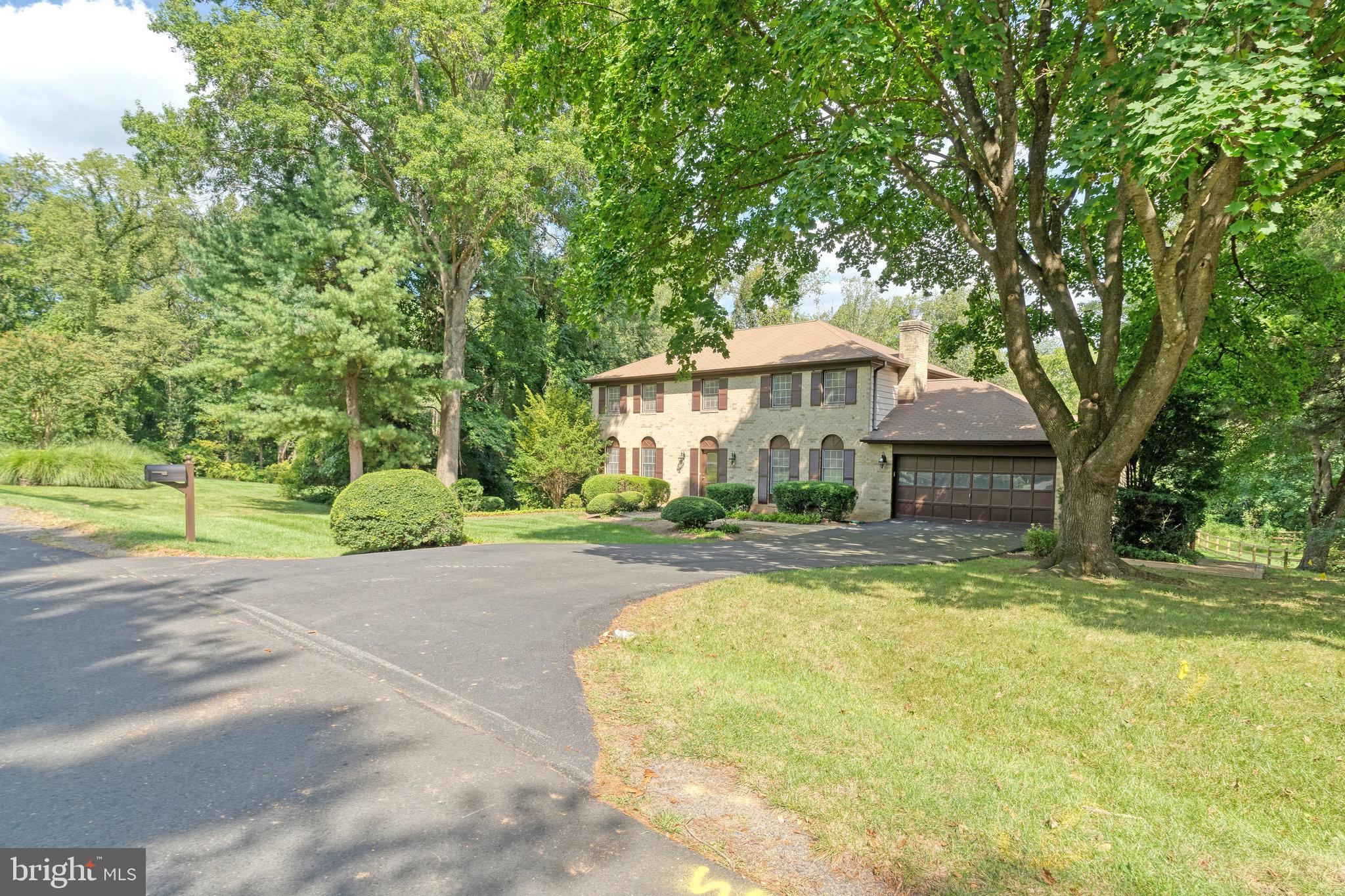 FOX HERITAGE - Residential Lease