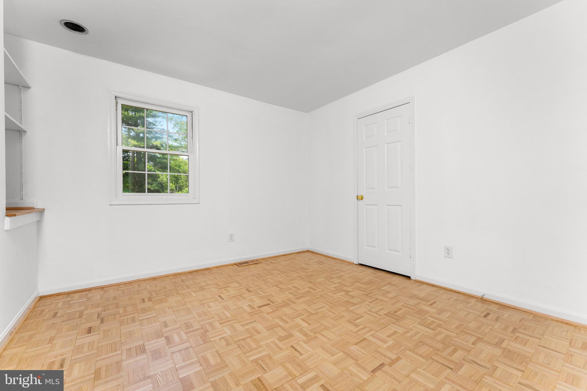 FOX HERITAGE - Residential Lease