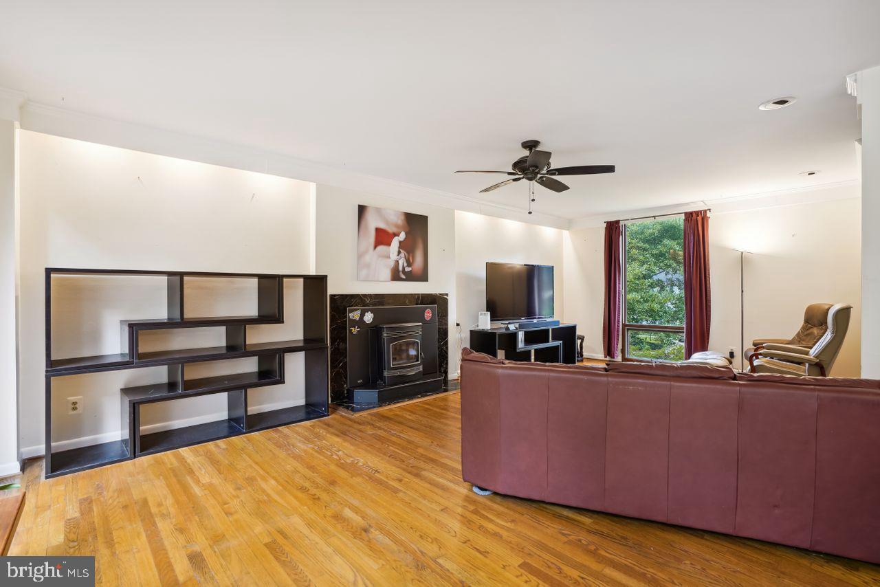 LONGFELLOW - Residential