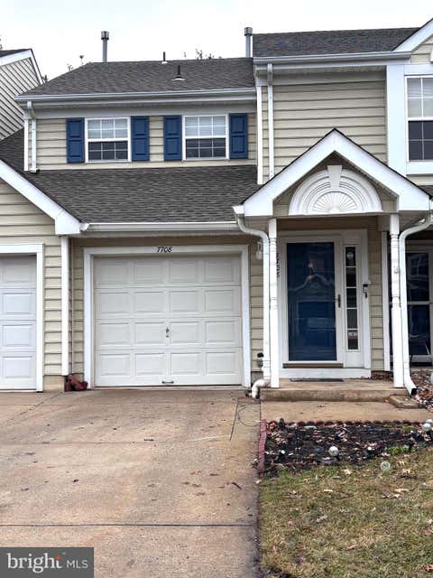 Townhouse For Rent - 7708 Normandy Drive<br/> MOUNT LAUREL, NJ 08054