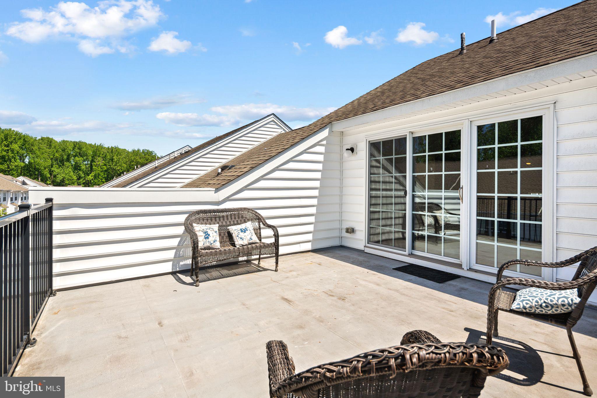 RAVENSCLIFF - Residential