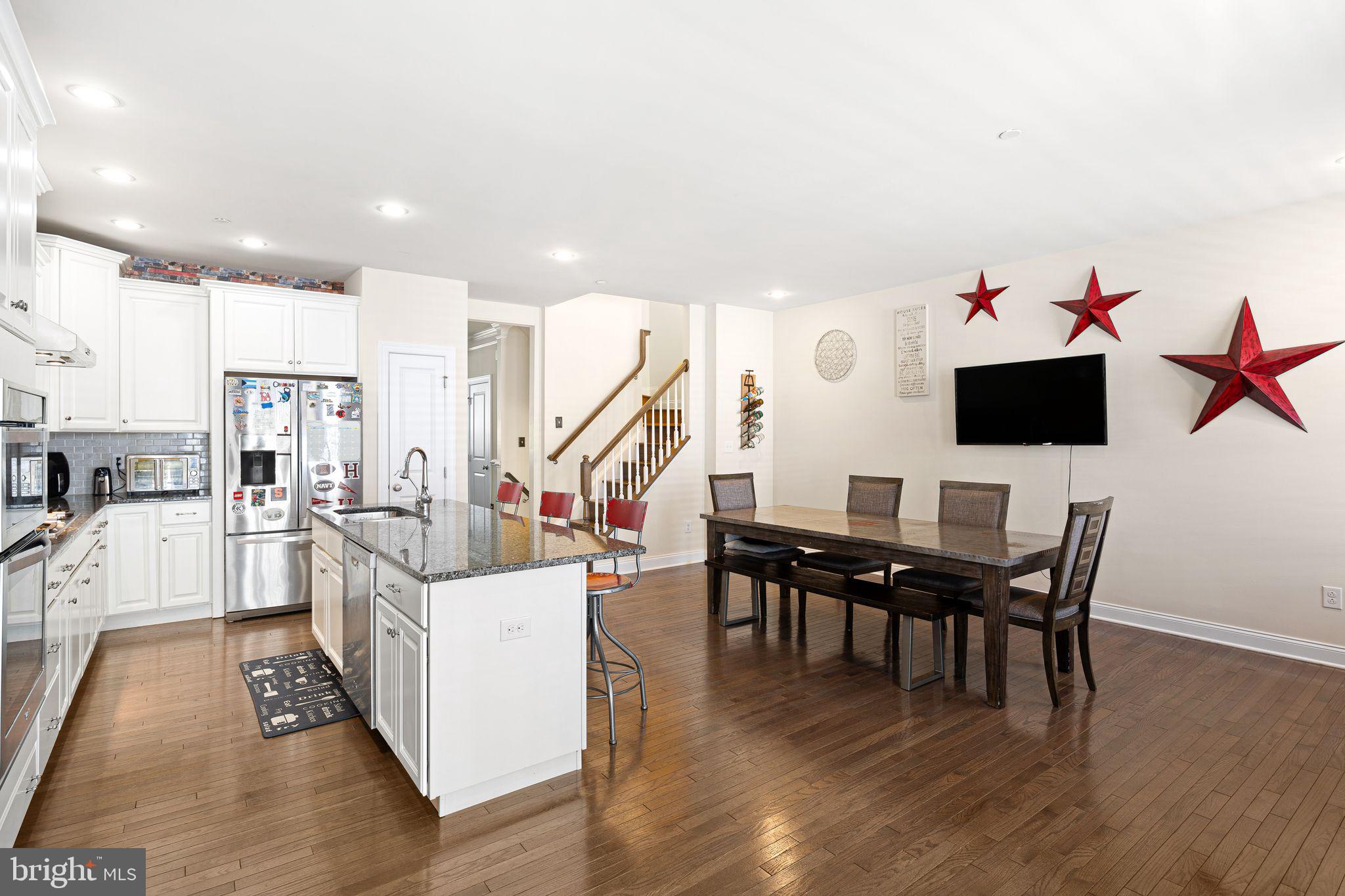 RAVENSCLIFF - Residential