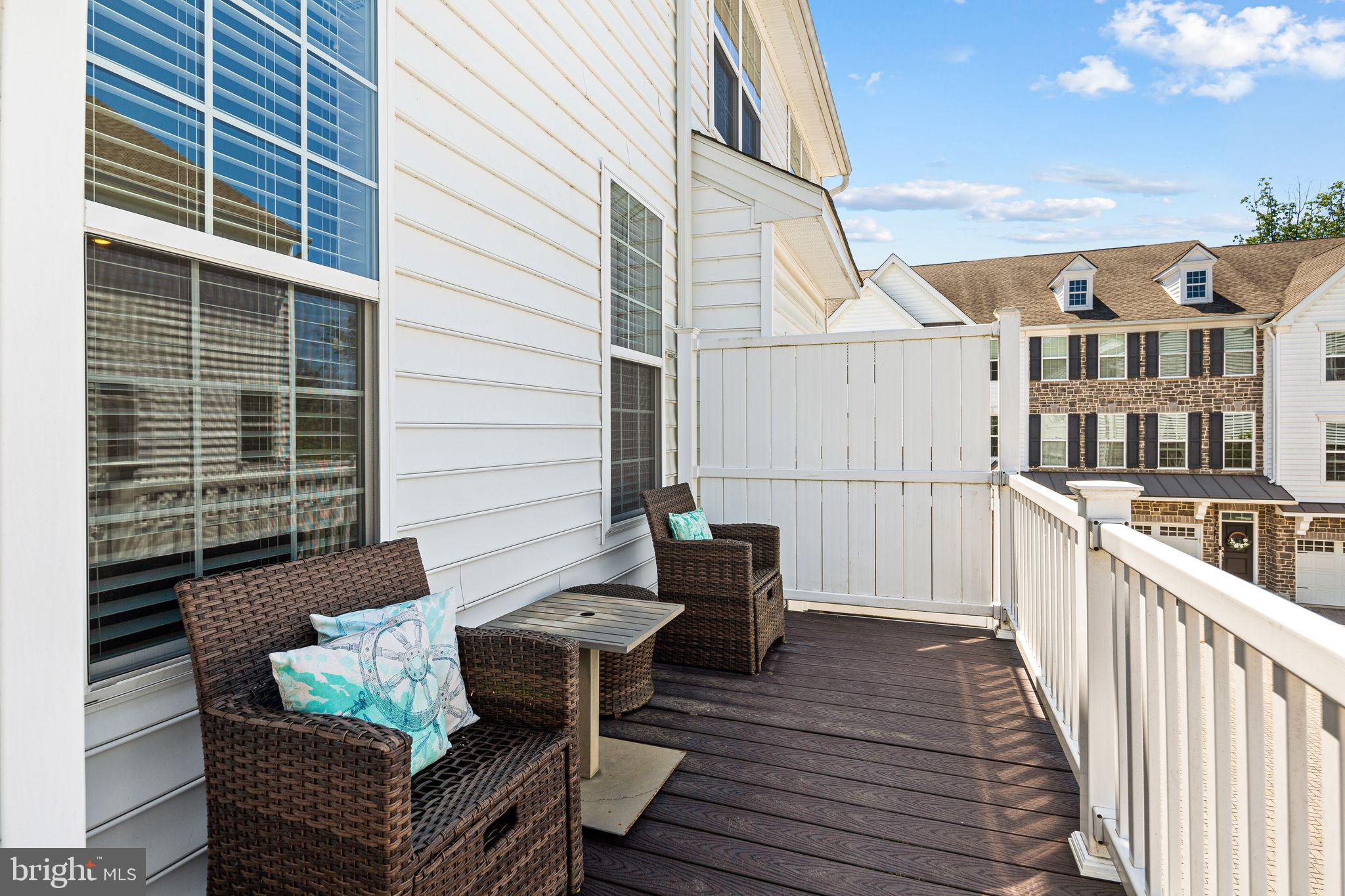 RAVENSCLIFF - Residential