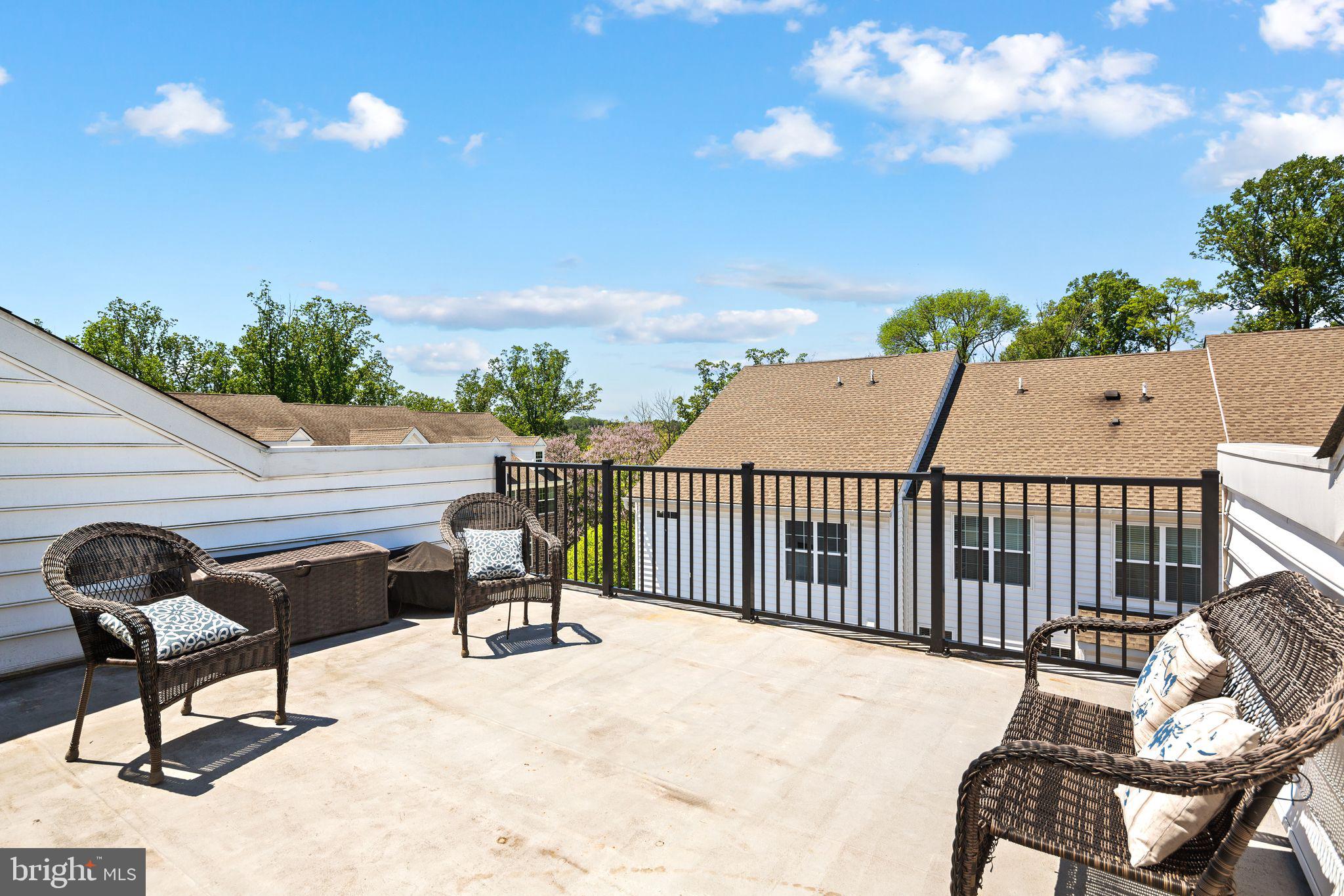 RAVENSCLIFF - Residential