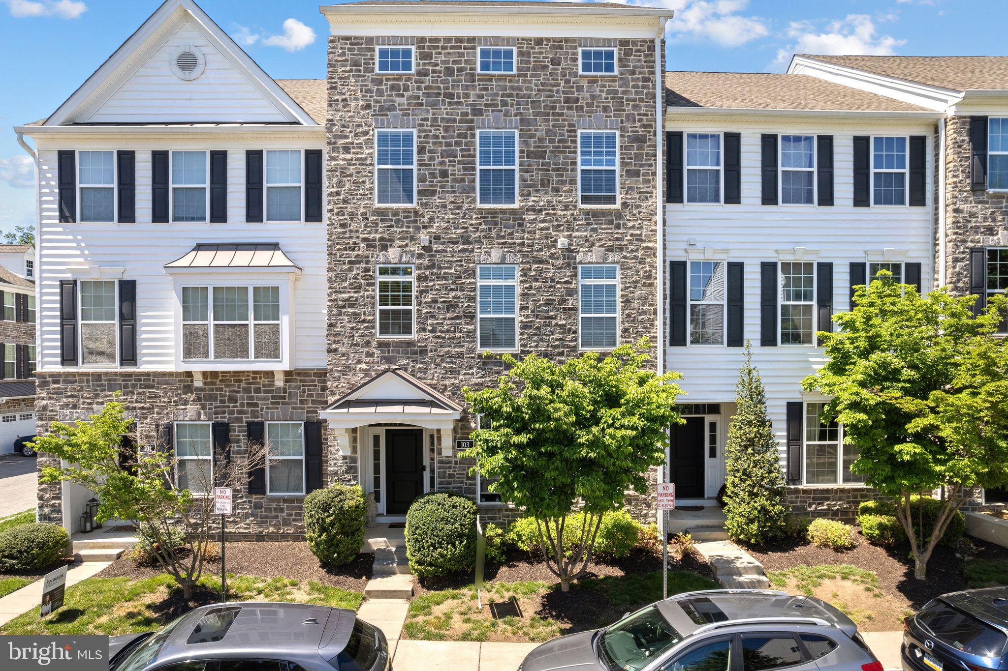 RAVENSCLIFF - Residential