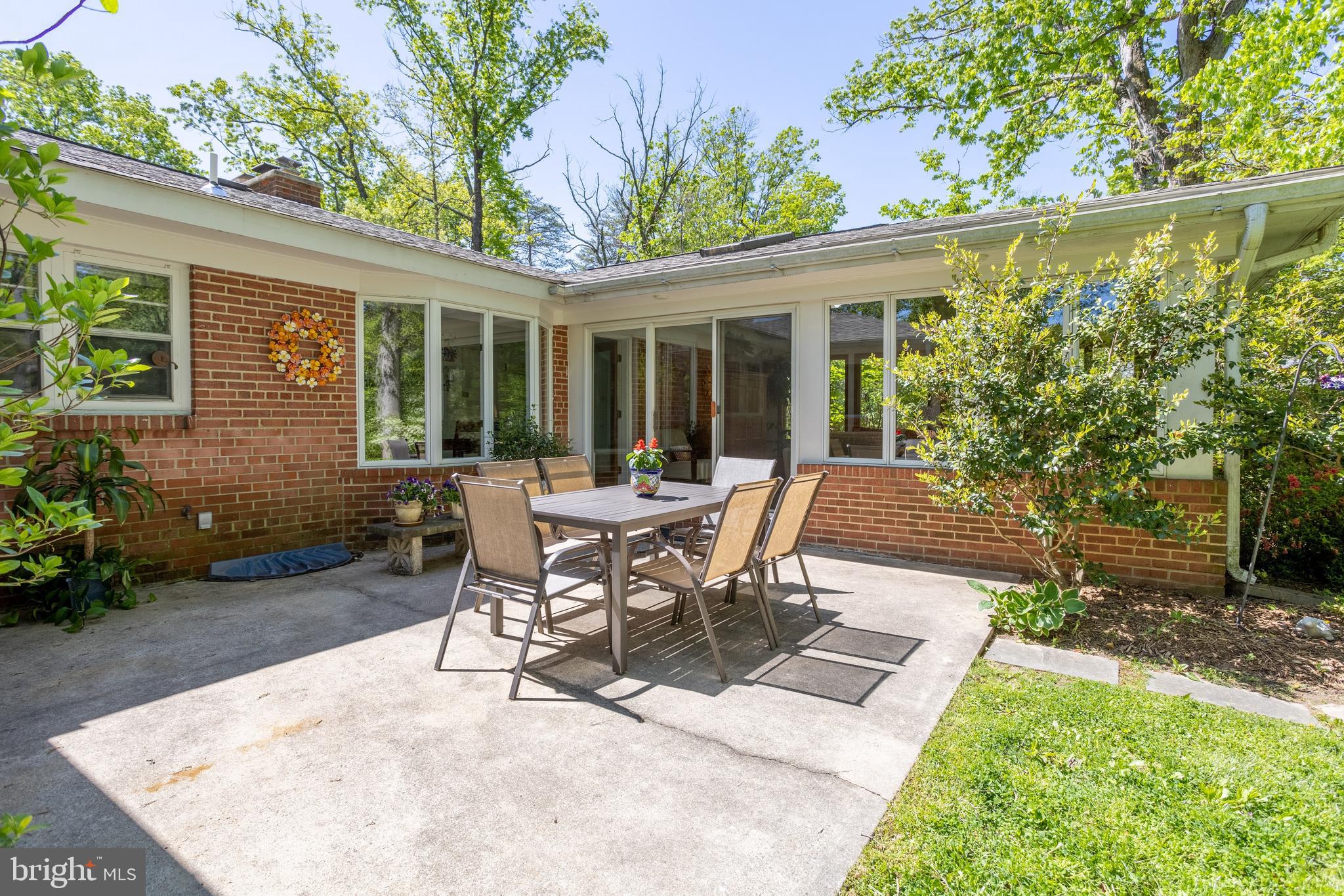 WOODS OF ILDA - Residential