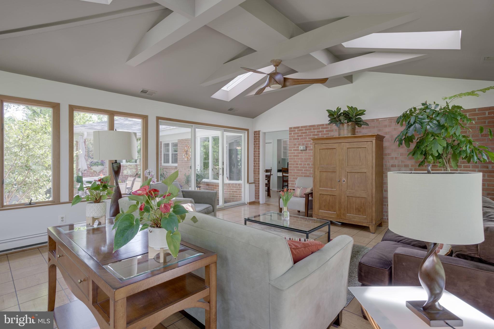 WOODS OF ILDA - Residential