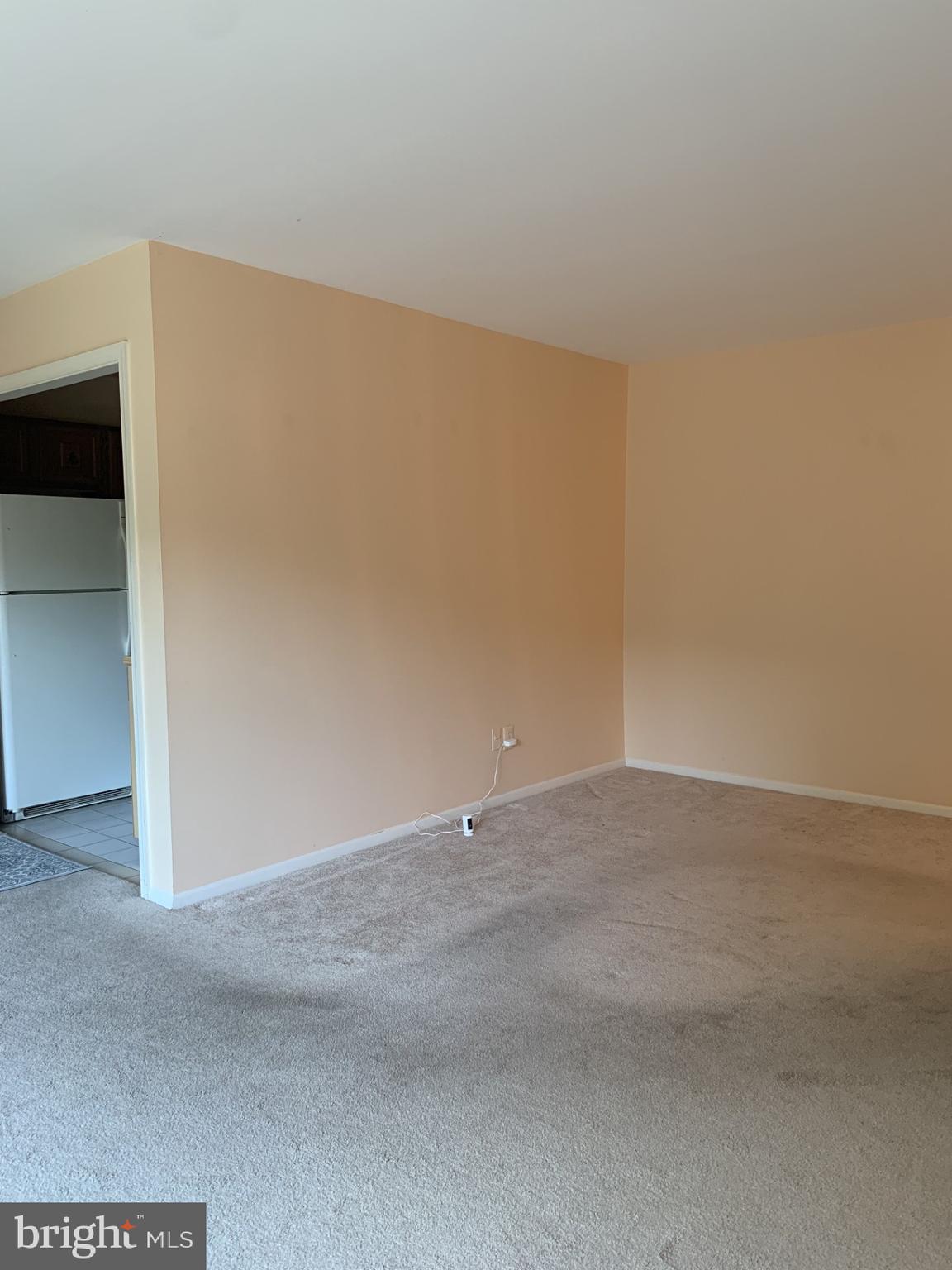 LAFAYETTE PARK CONDOMINIUM - Residential Lease