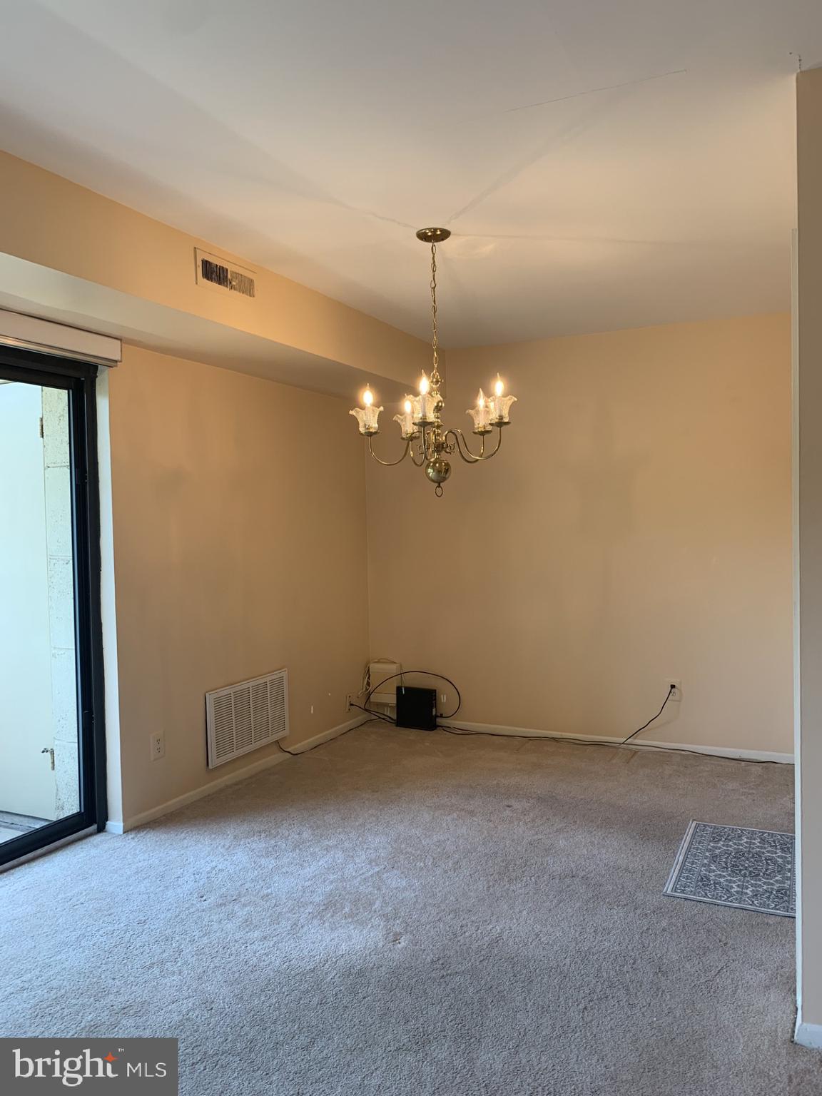 LAFAYETTE PARK CONDOMINIUM - Residential Lease