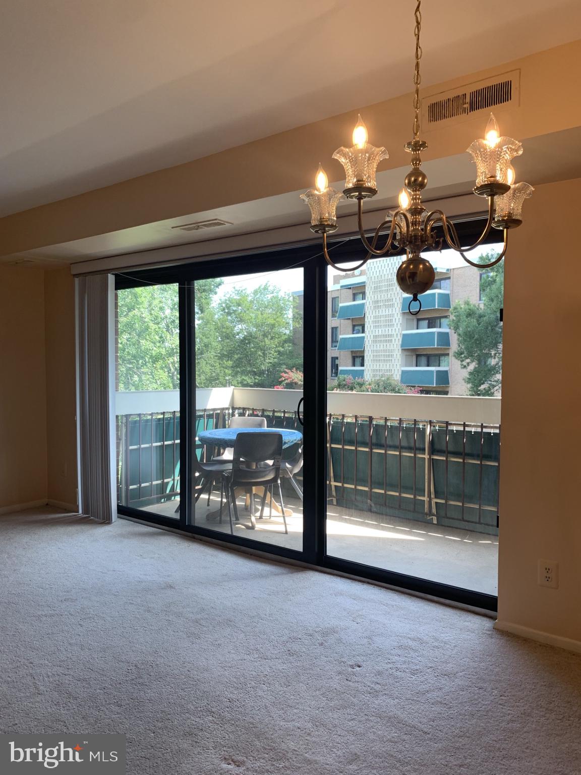 LAFAYETTE PARK CONDOMINIUM - Residential Lease