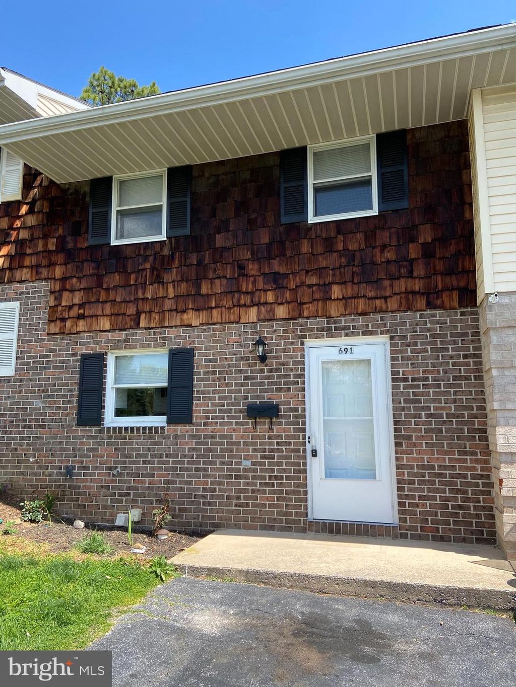 Photo of 691 N LIME ST, ELIZABETHTOWN, PA 17022 (MLS # PALA2032902)
