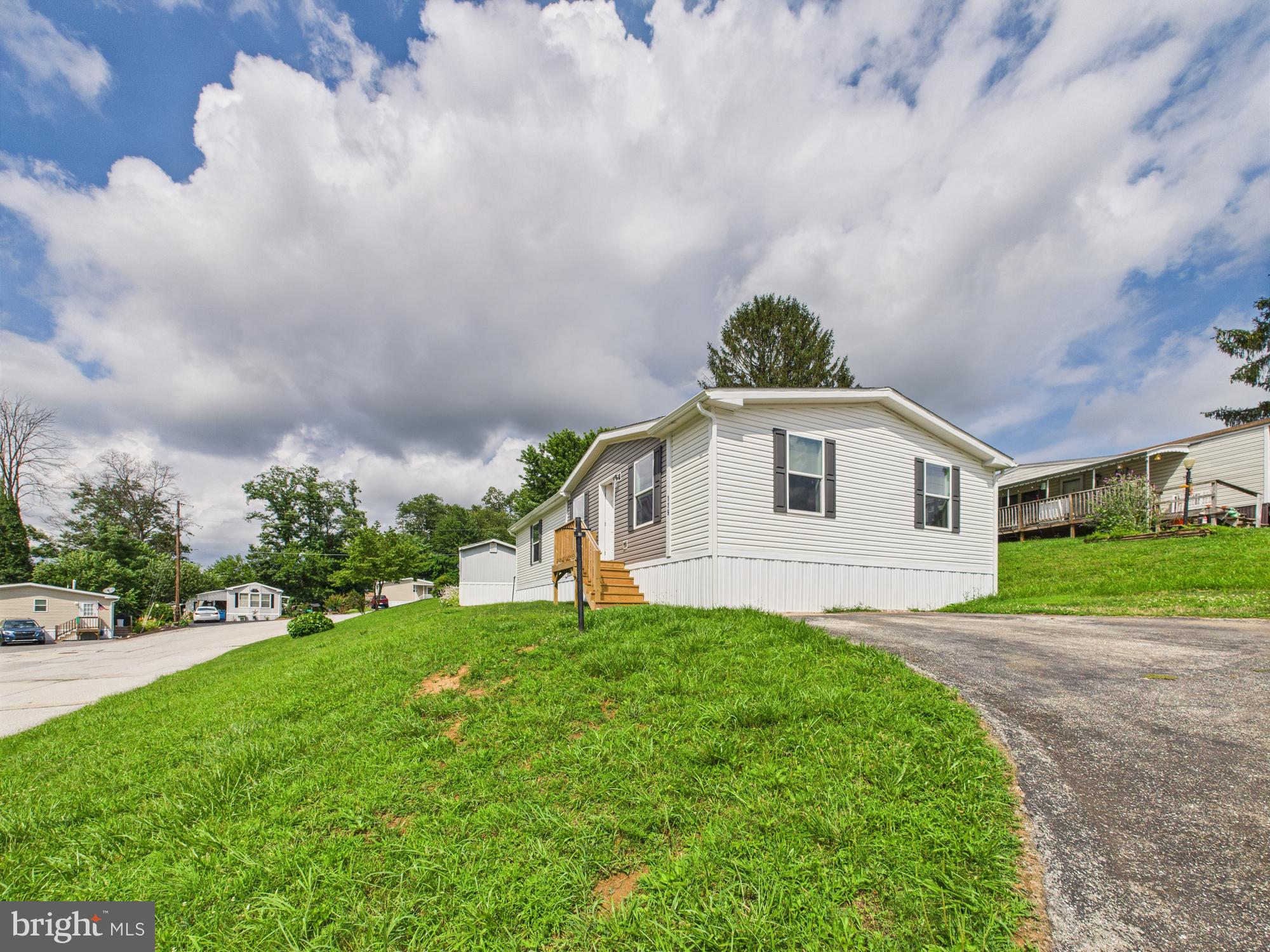 COUNTRYSIDE MHP - Residential