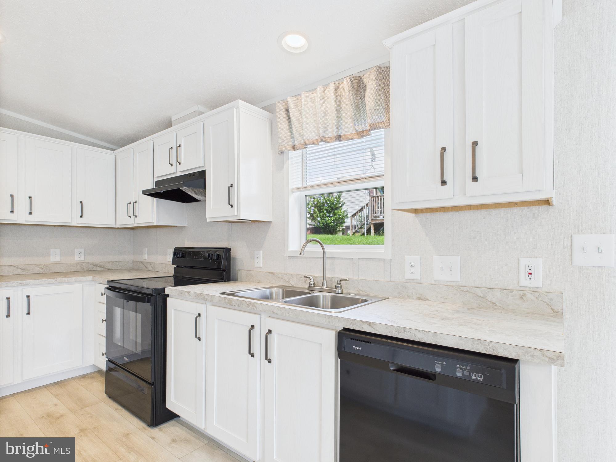 COUNTRYSIDE MHP - Residential