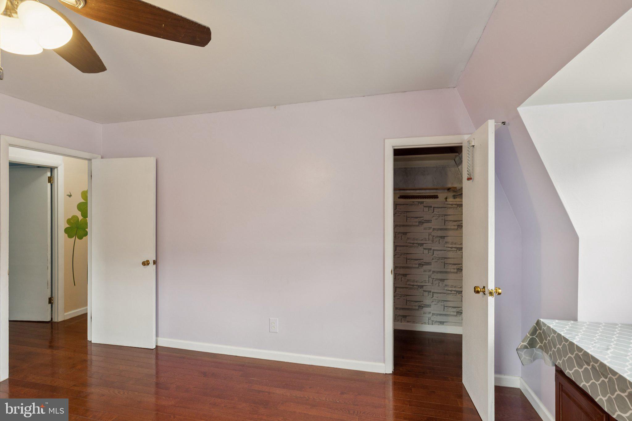 PHILADELPHIA - Residential