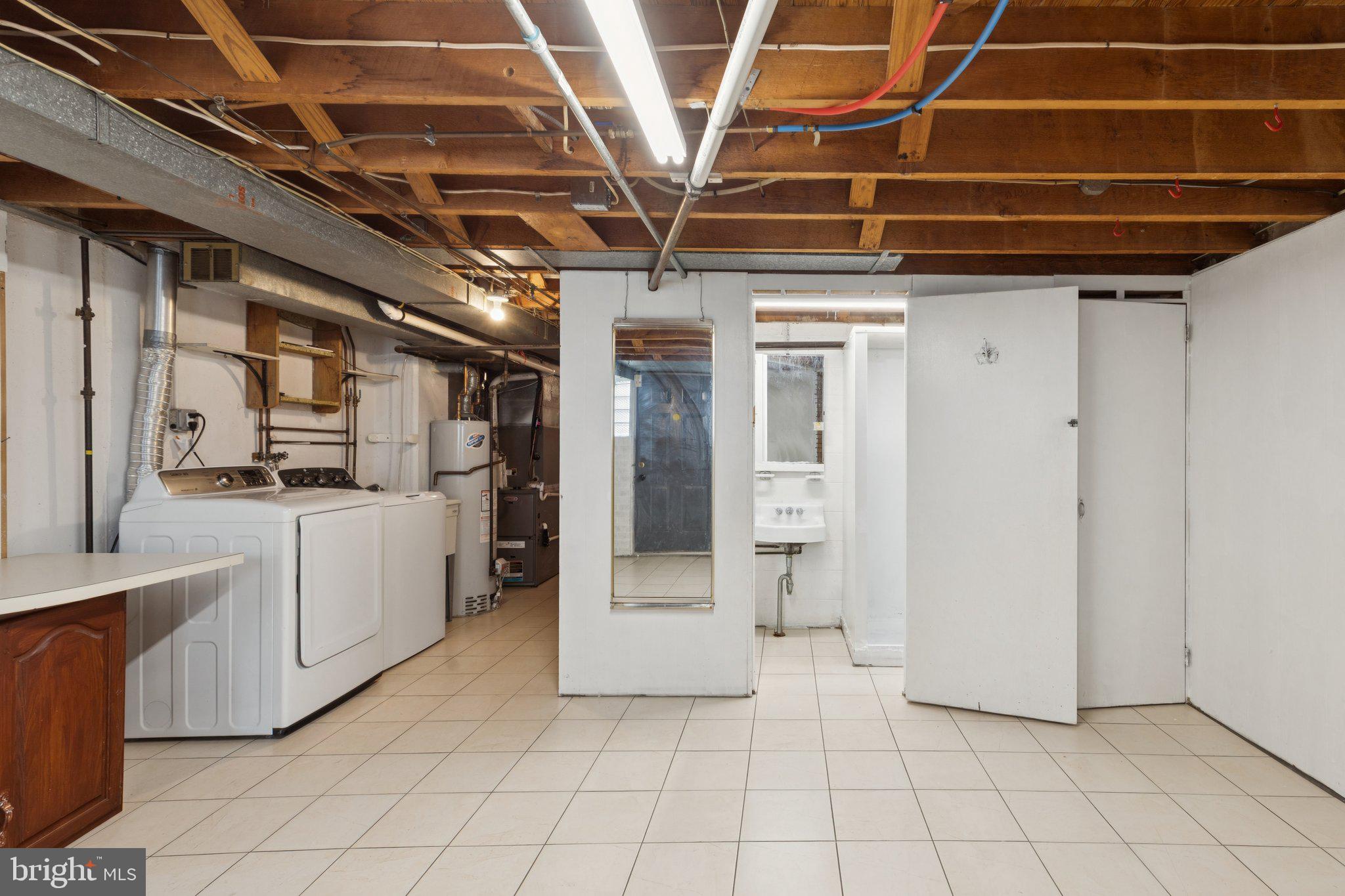 PHILADELPHIA - Residential