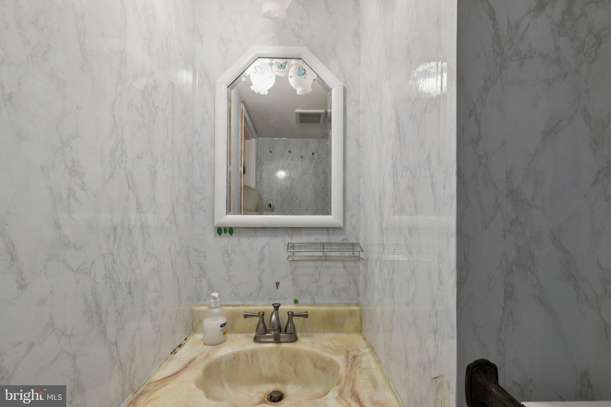 PHILADELPHIA - Residential