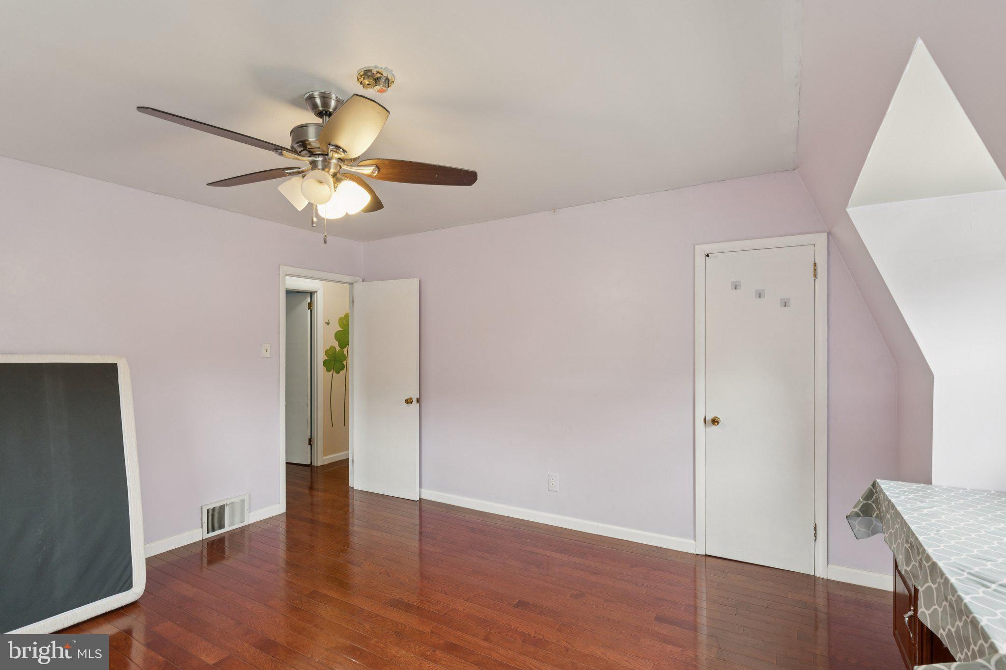 PHILADELPHIA - Residential