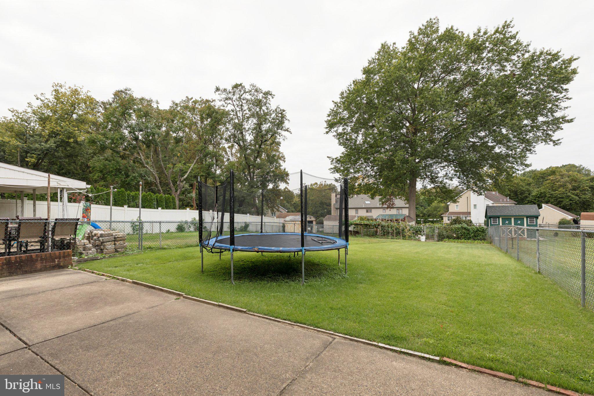 PHILADELPHIA - Residential