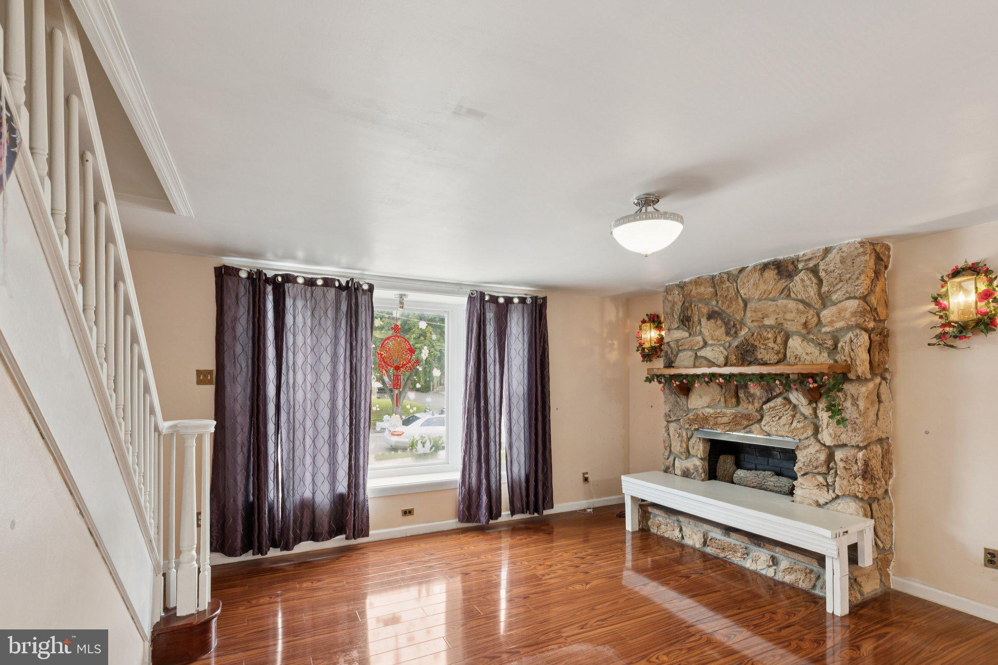 PHILADELPHIA - Residential