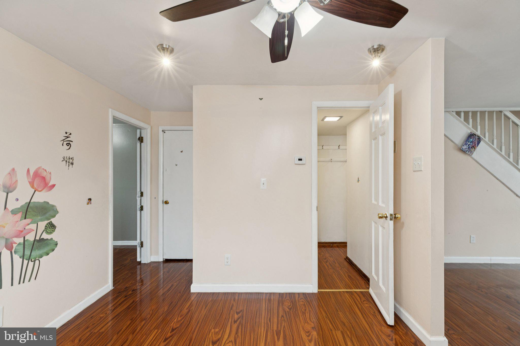 PHILADELPHIA - Residential