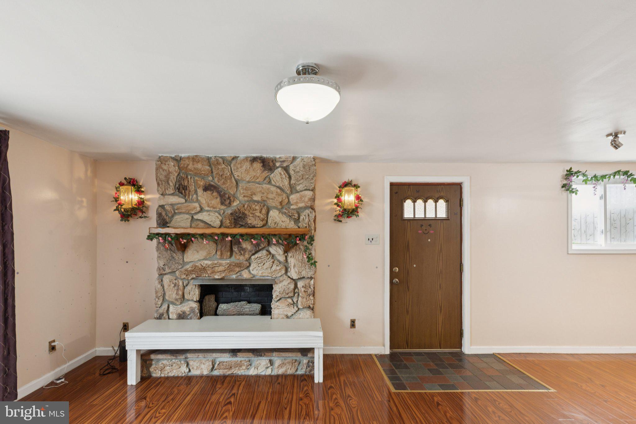 PHILADELPHIA - Residential