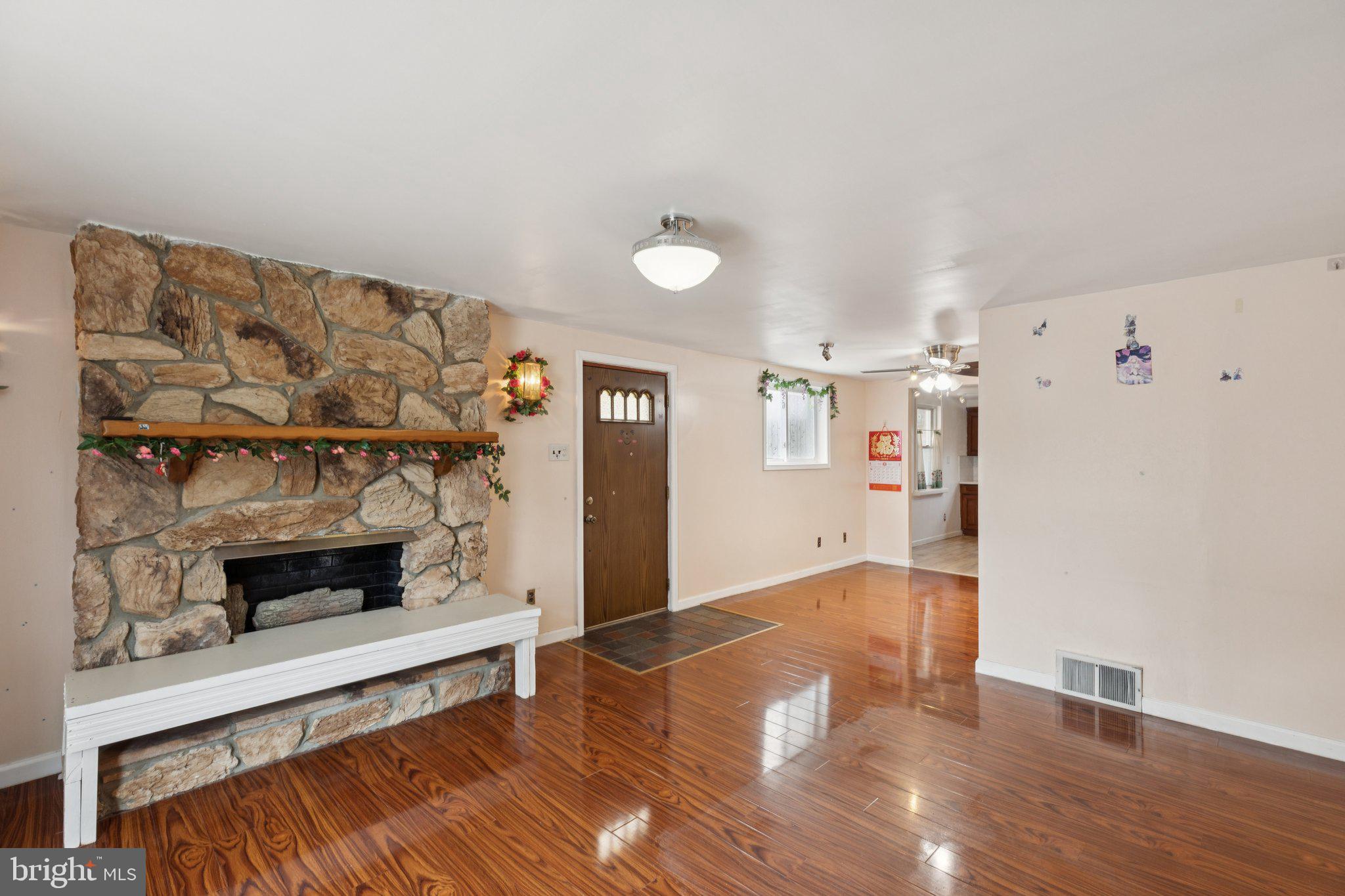 PHILADELPHIA - Residential