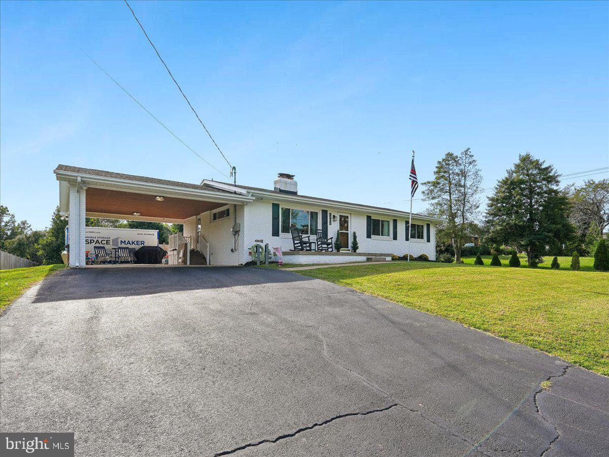 7704 HURON DRIVE