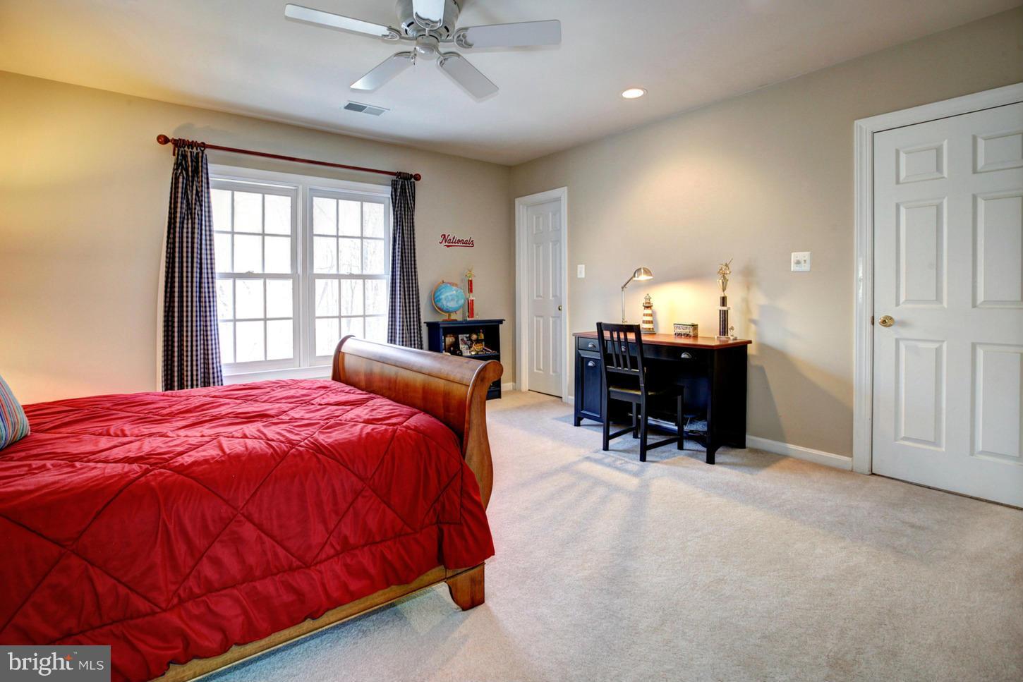 PINEY SPRING - Residential