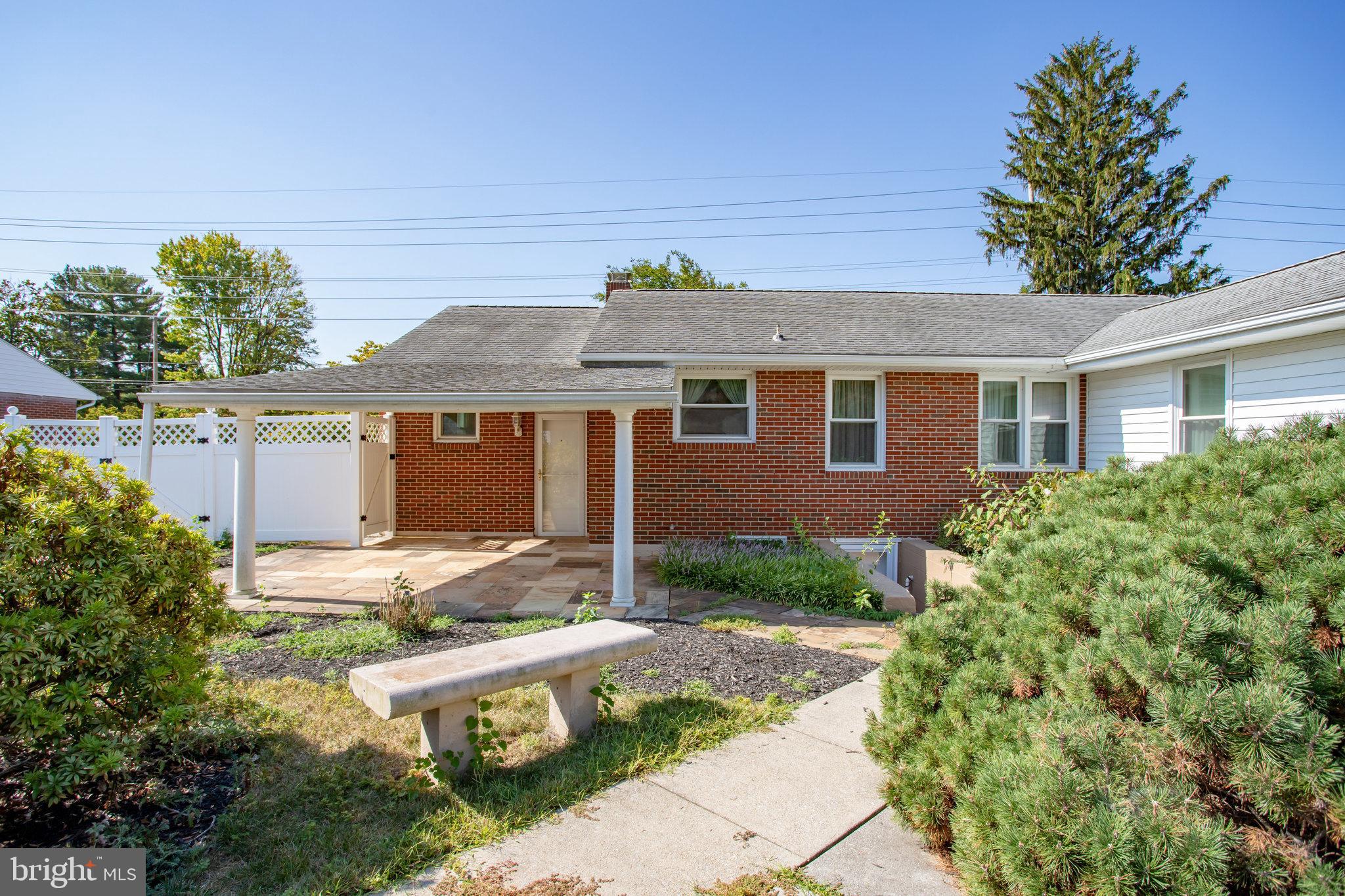 GOLF VIEW - Residential