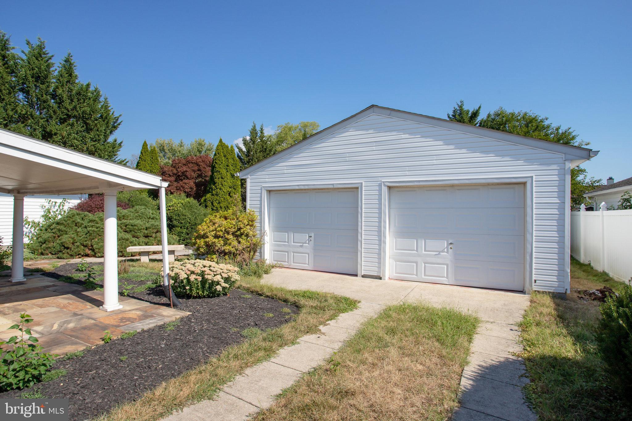 GOLF VIEW - Residential