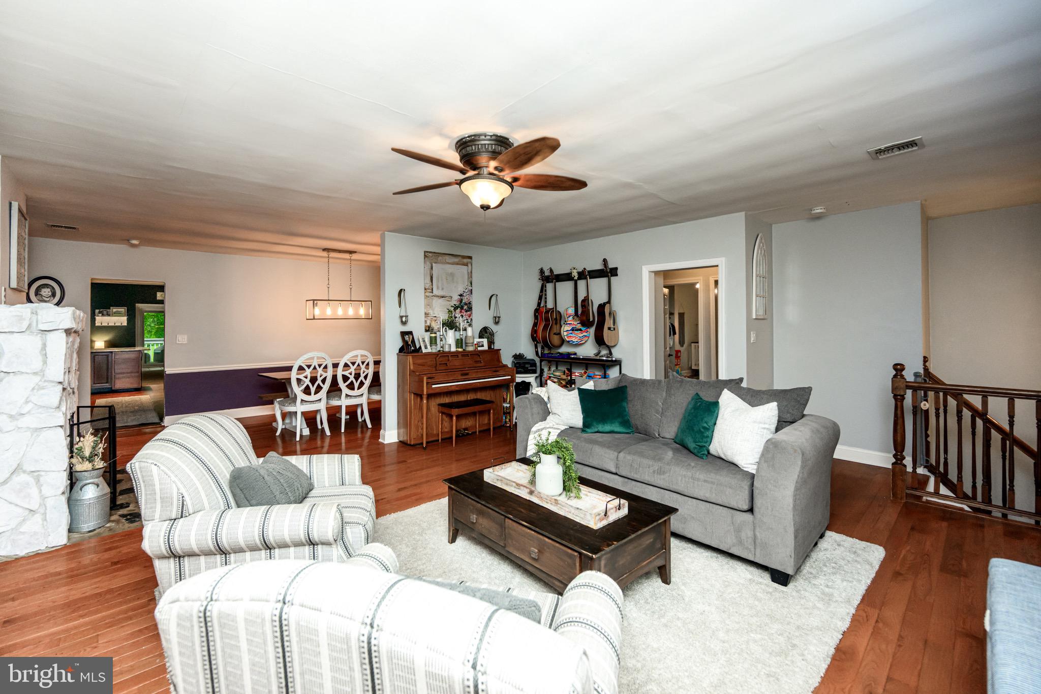 SPRING MOUNT - Residential