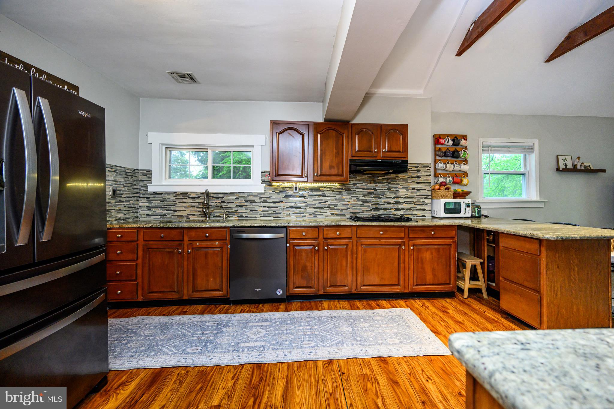 SPRING MOUNT - Residential