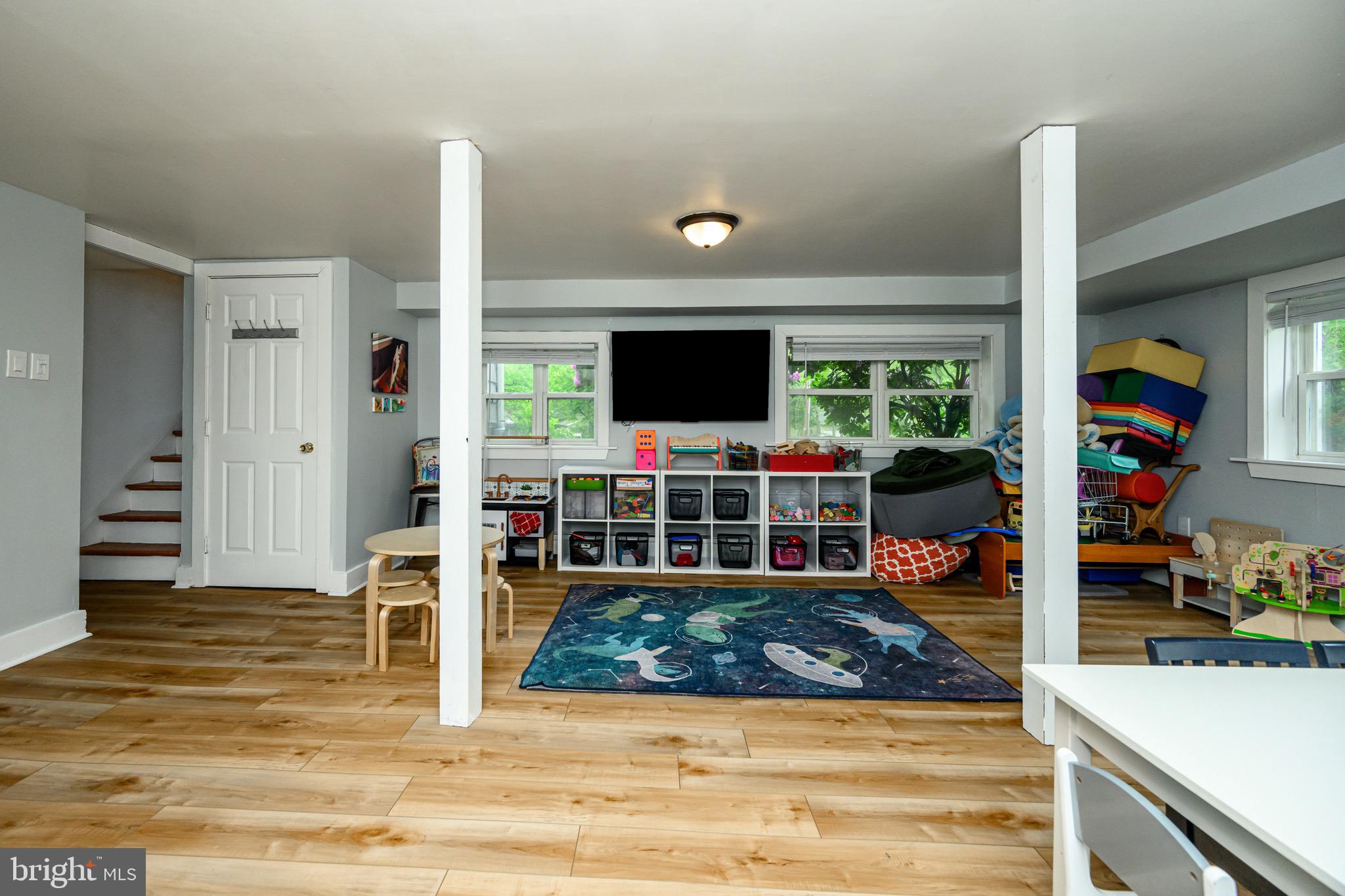 SPRING MOUNT - Residential