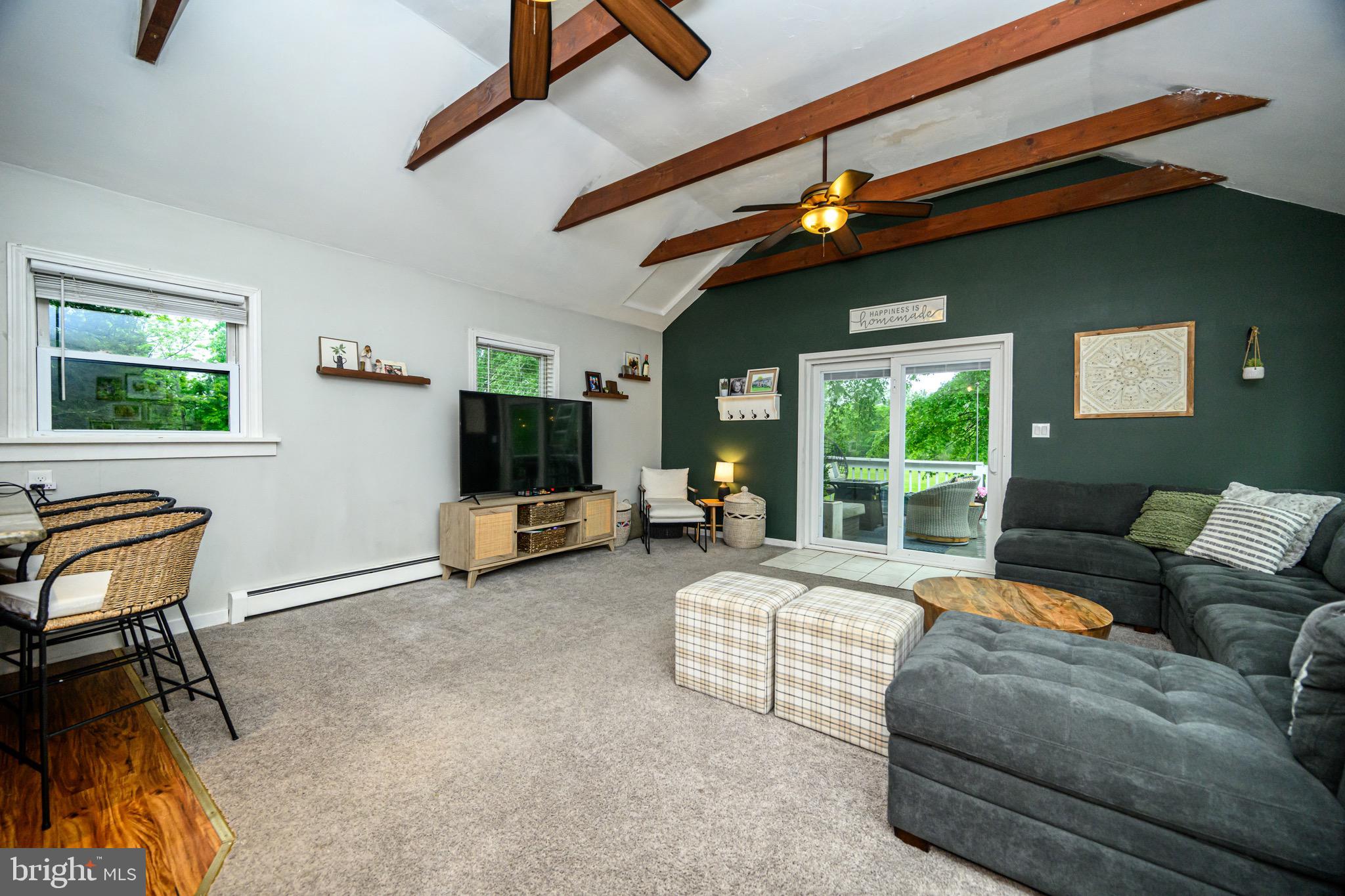 SPRING MOUNT - Residential