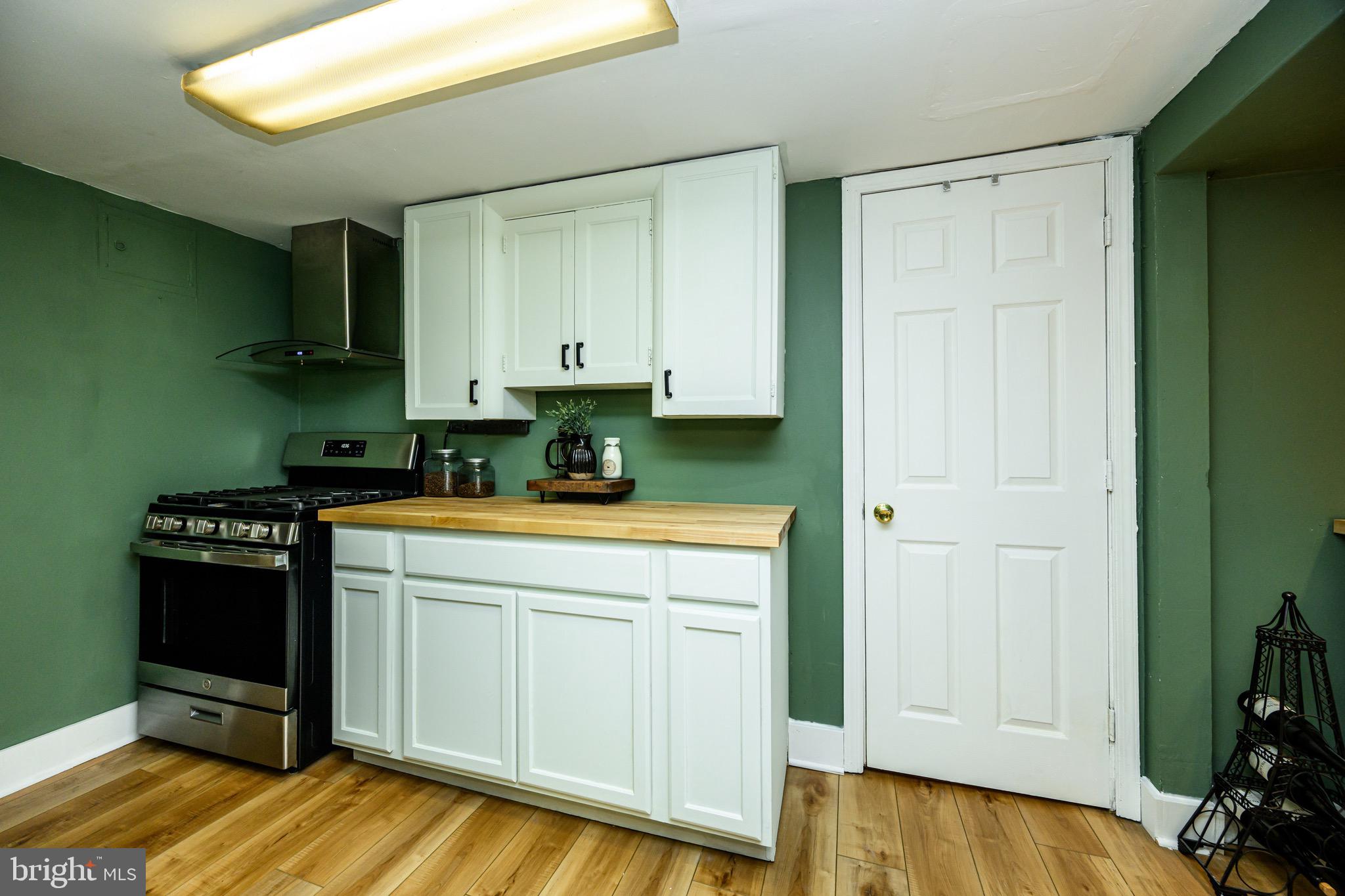 SPRING MOUNT - Residential