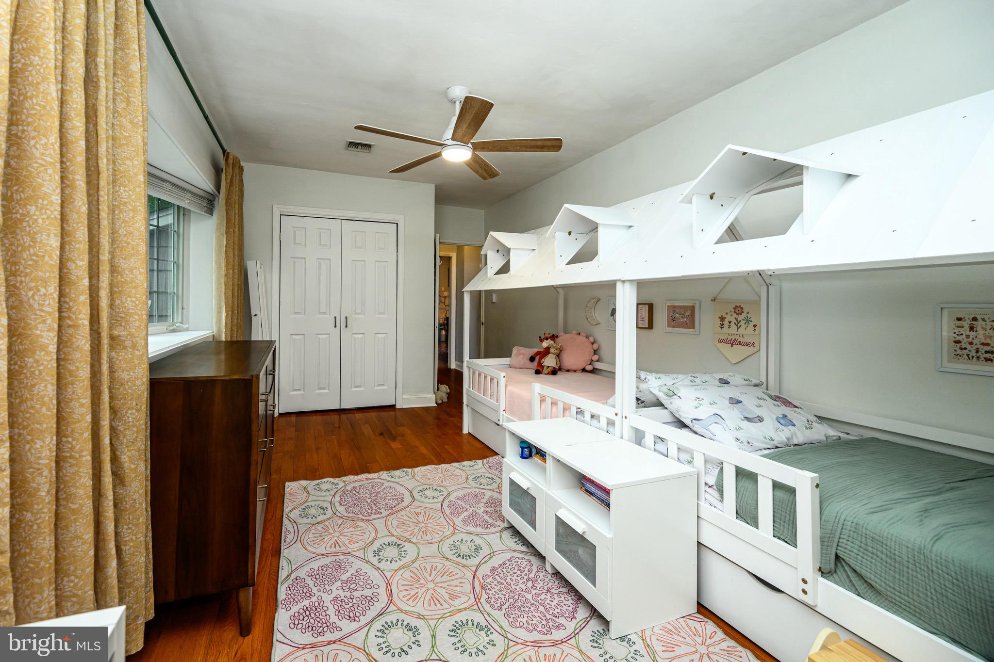 SPRING MOUNT - Residential