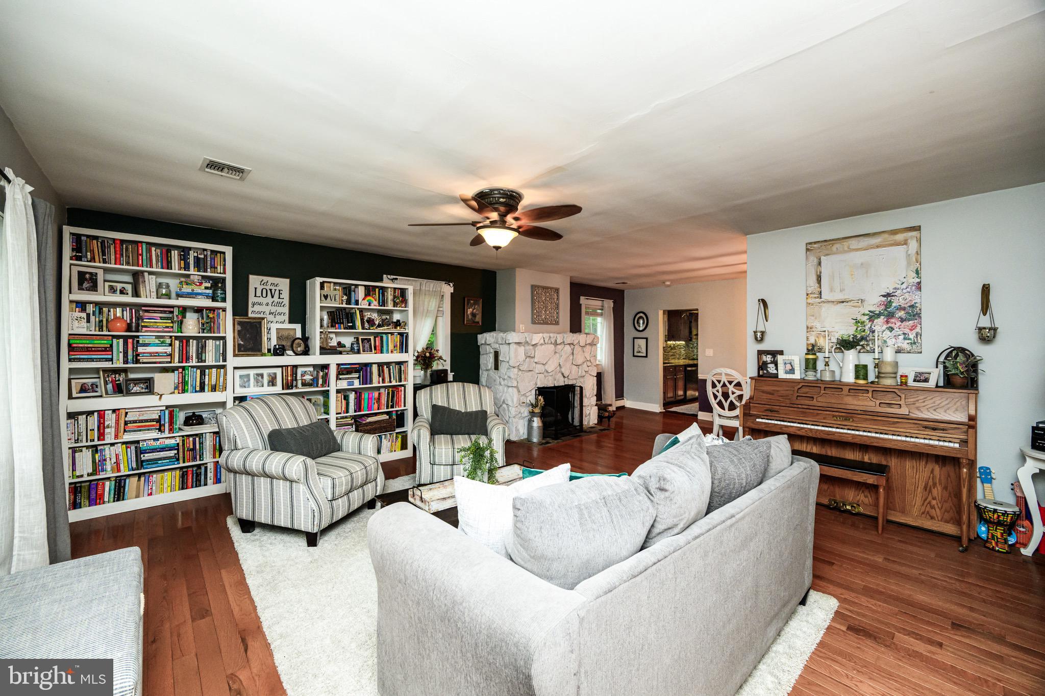 SPRING MOUNT - Residential