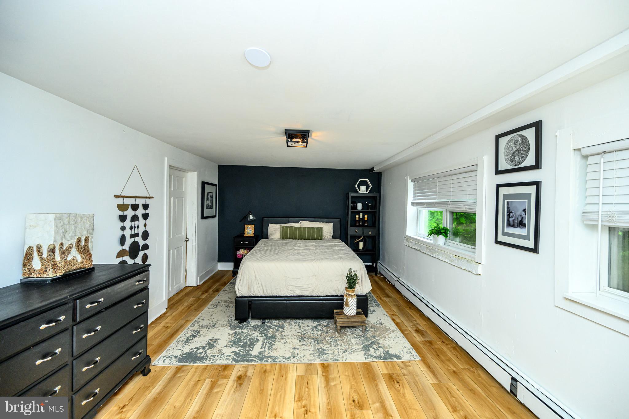 SPRING MOUNT - Residential