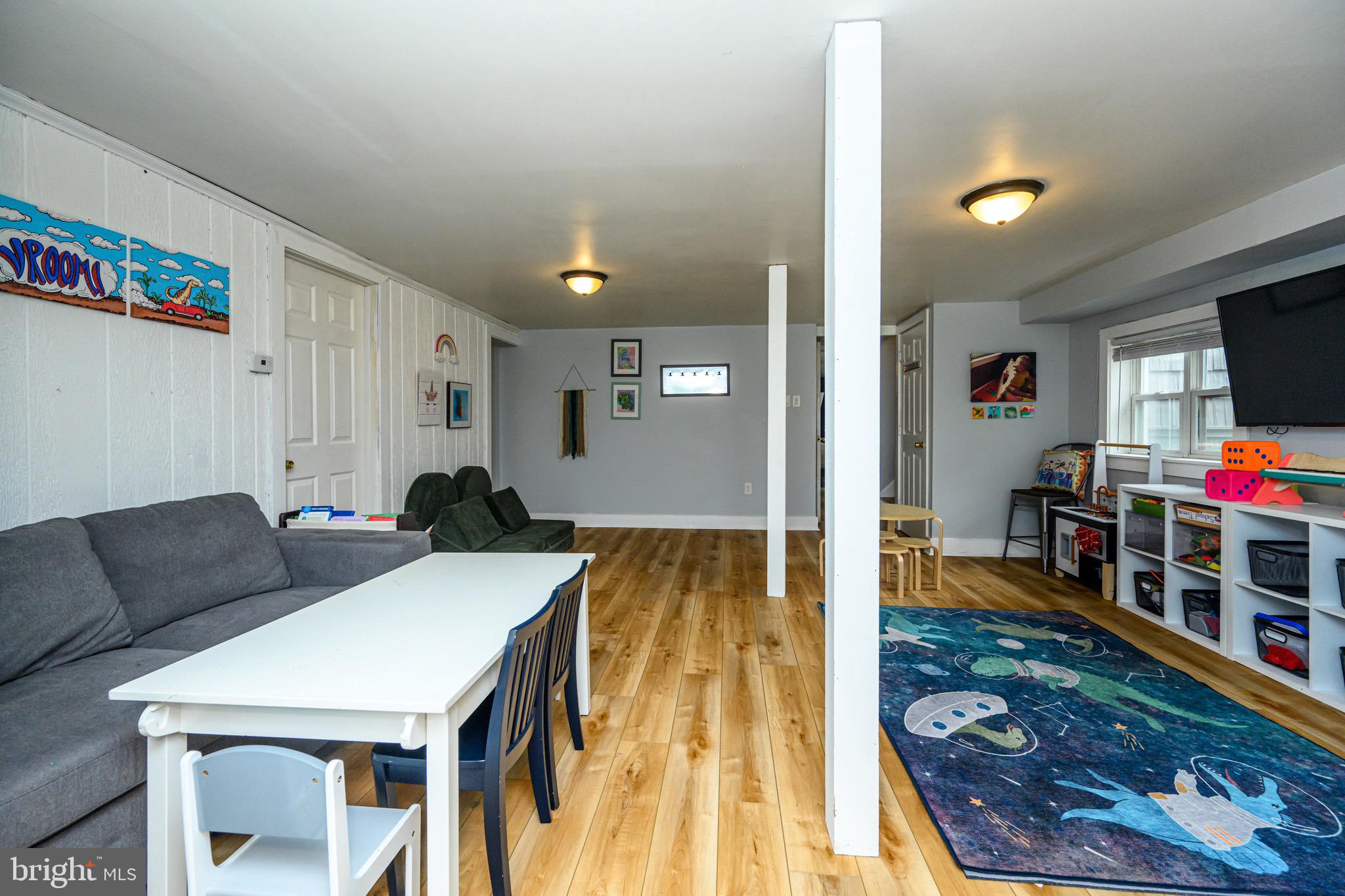 SPRING MOUNT - Residential