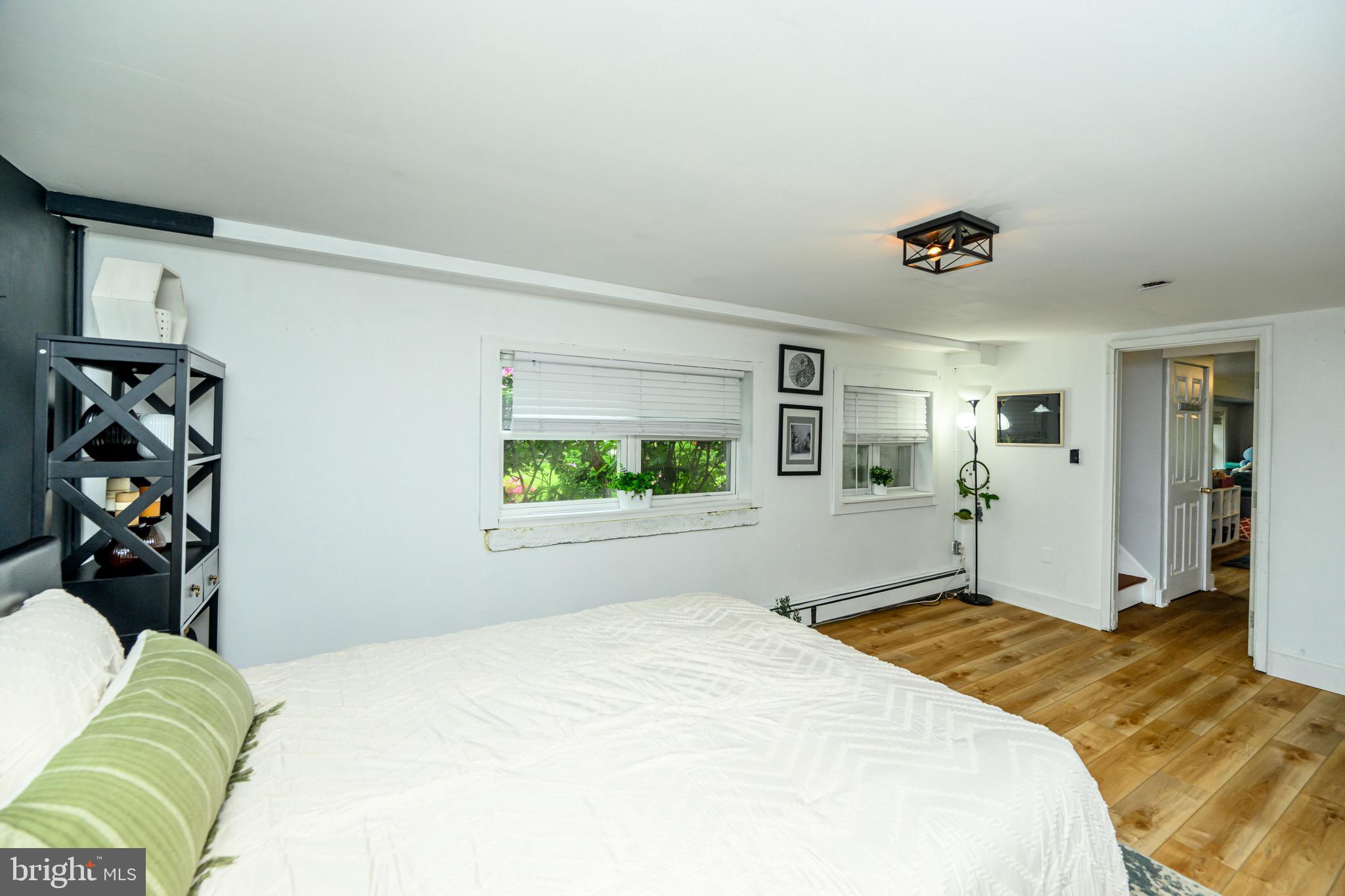 SPRING MOUNT - Residential