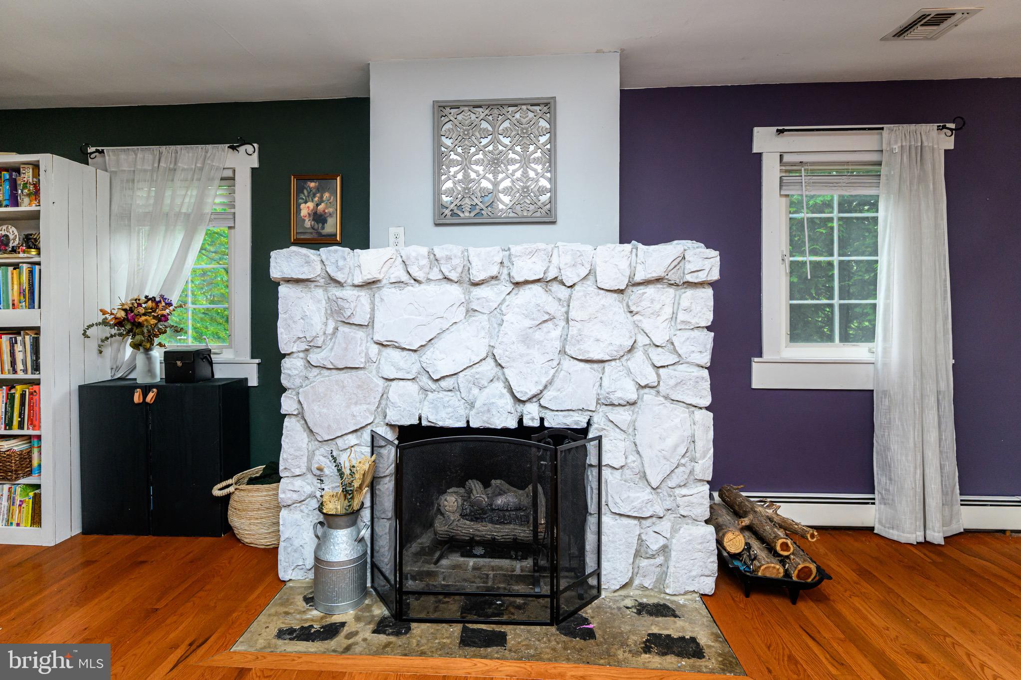 SPRING MOUNT - Residential