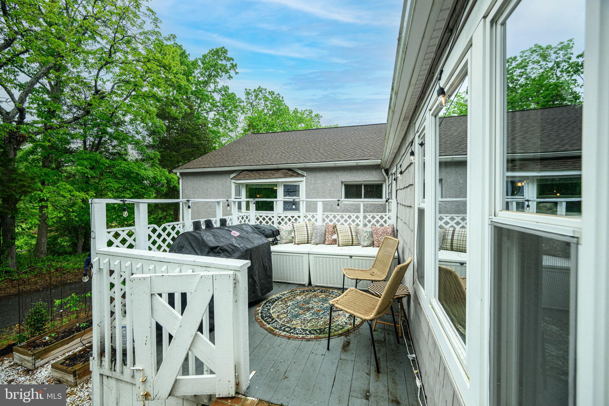 SPRING MOUNT - Residential